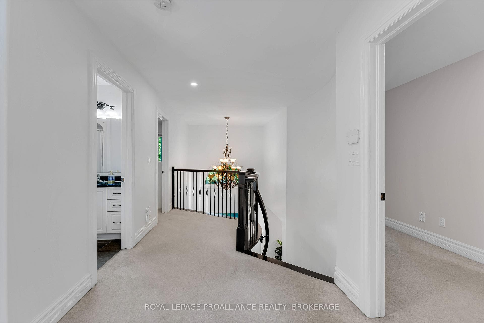 81 Kenwoods Circle photo 16