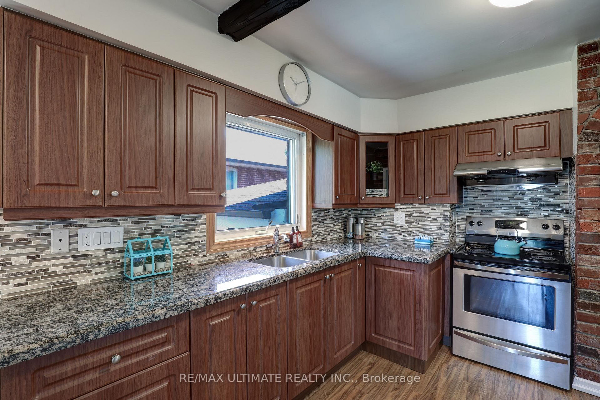 22 Delbert Drive photo 8