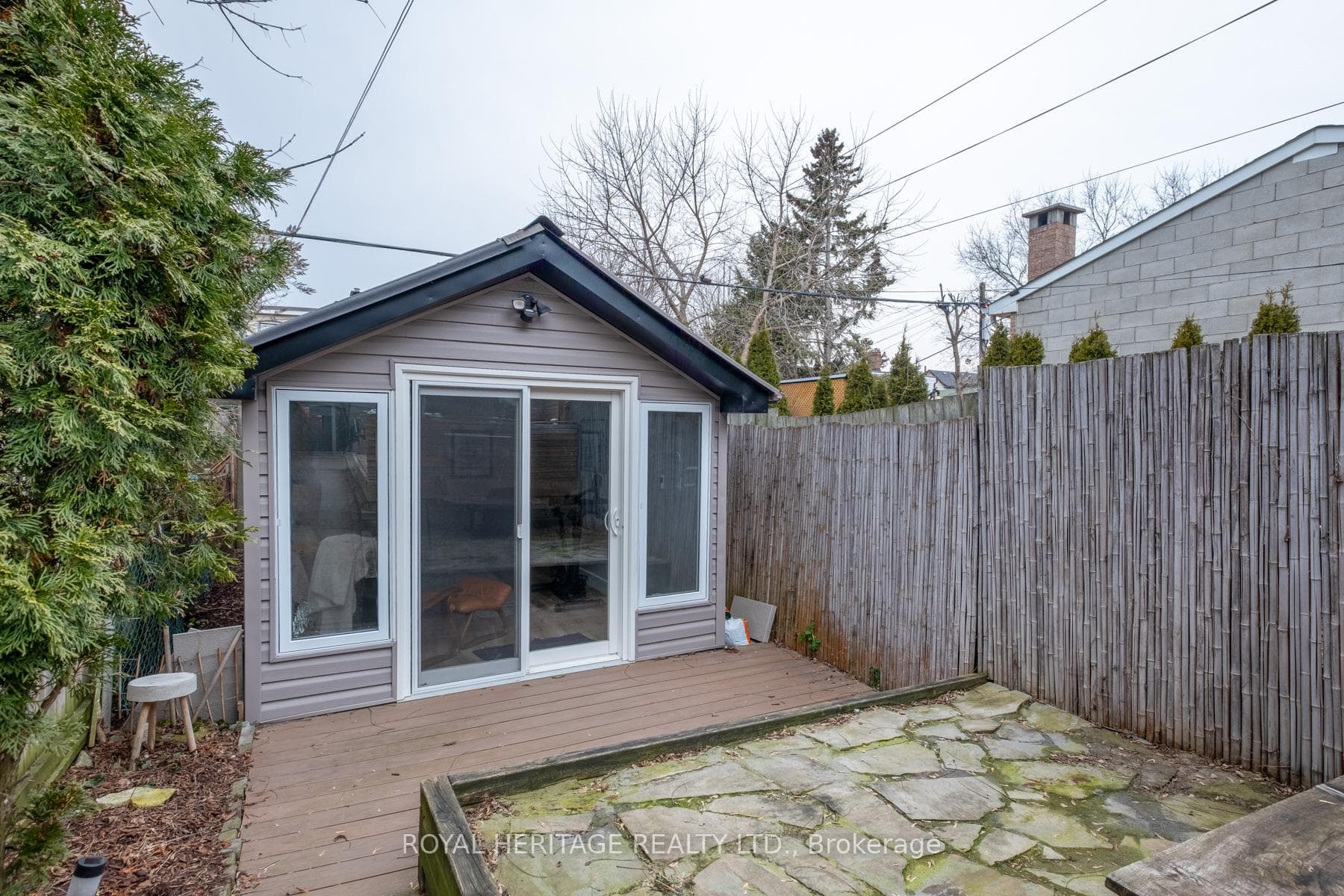 148 Silverthorn Avenue photo 19