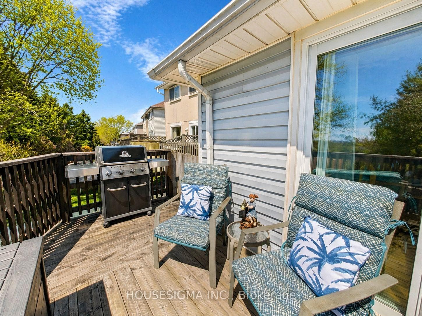 607 Down Crescent photo 41