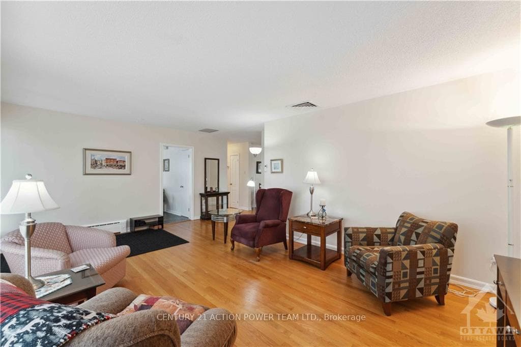 736 CLAUDE Street photo 6
