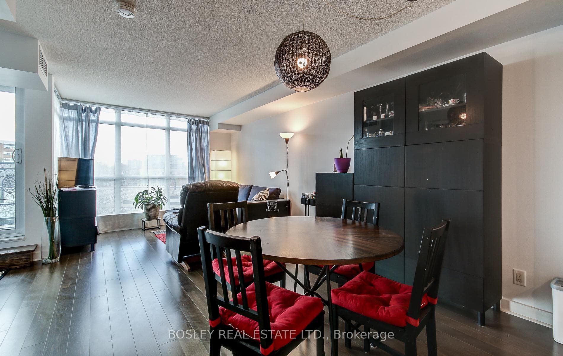 1171 Queen Street Unit 412 photo 10