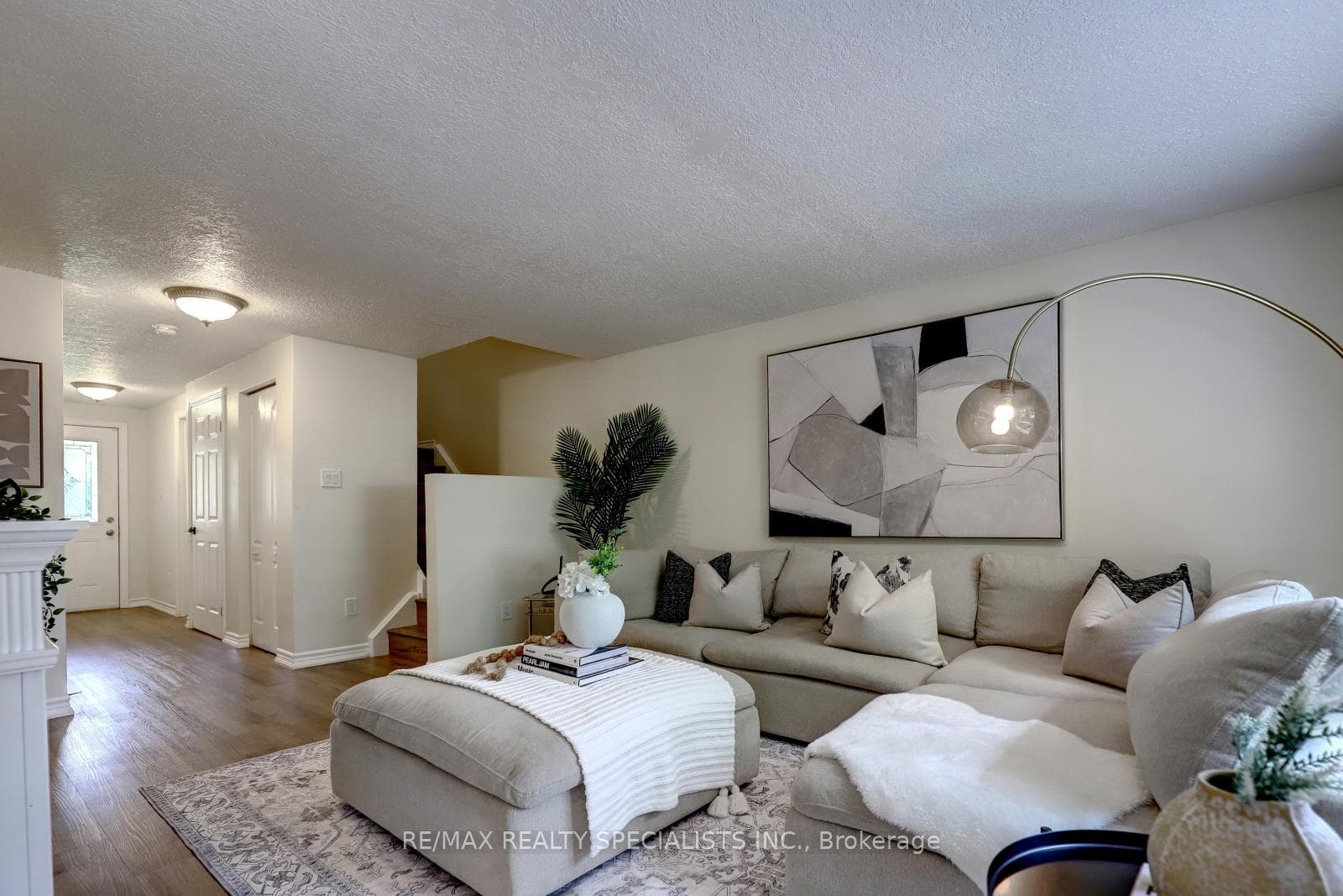 187 Ironstone Drive photo 8
