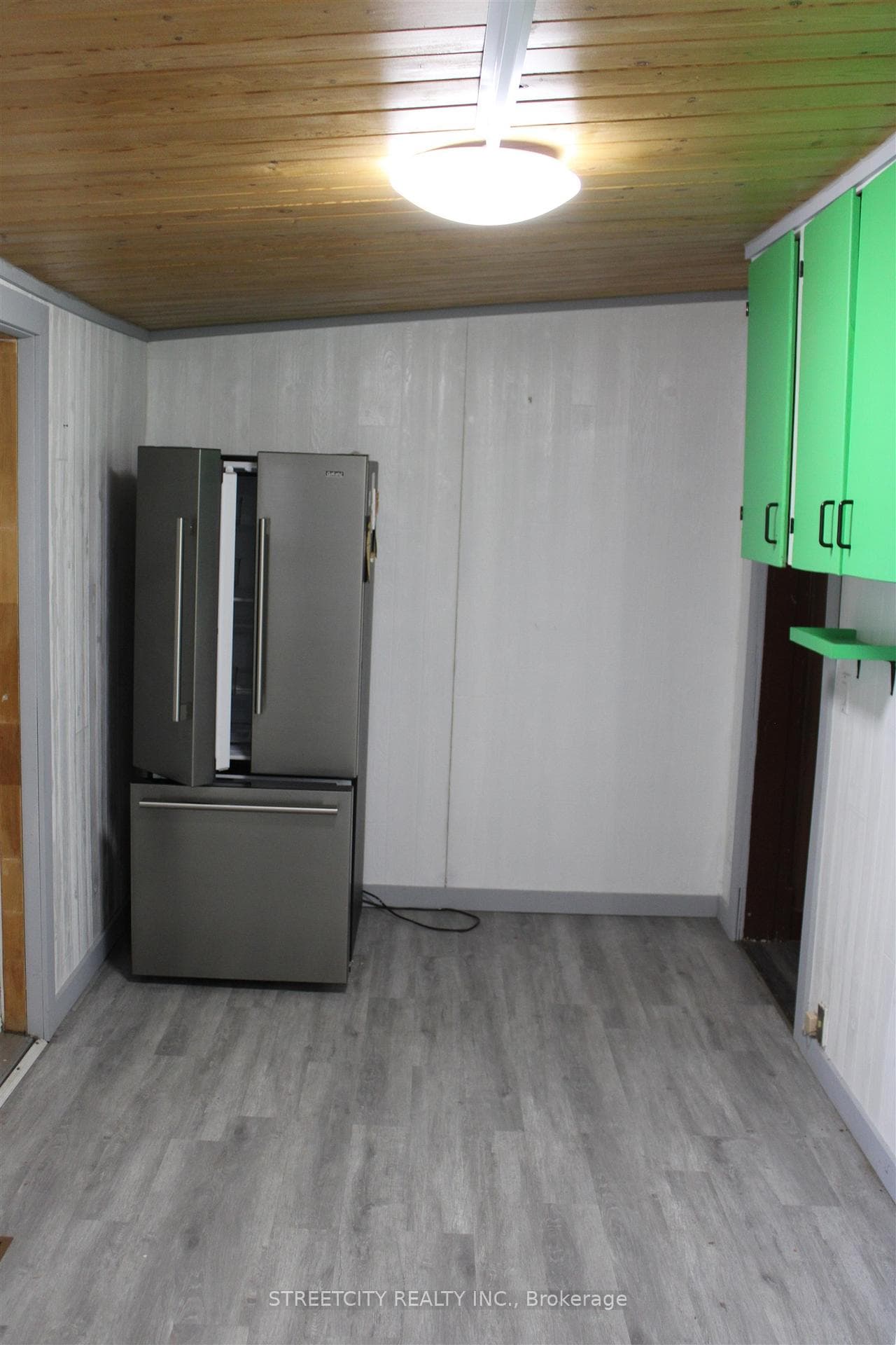 267 Brock St W photo 6
