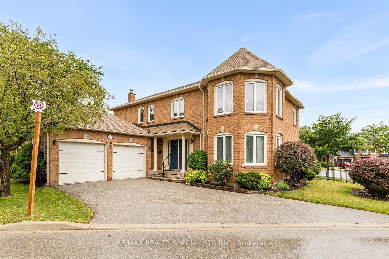 3251 Trelawny Circle photo 1