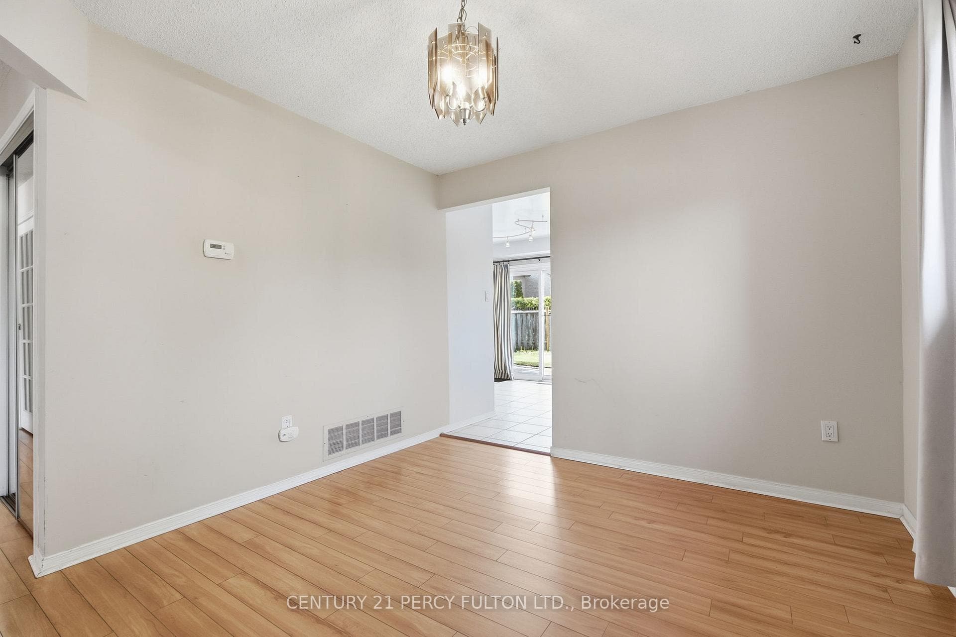 208 Conley Street photo 11