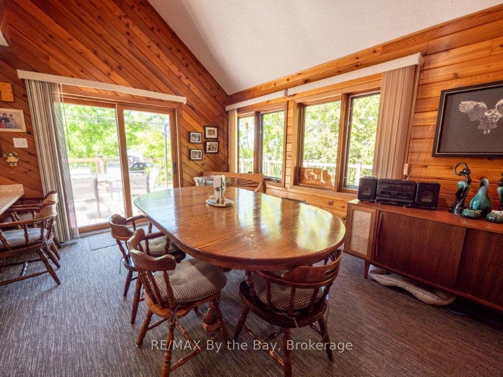 1150 Minnow Bay Road photo 17