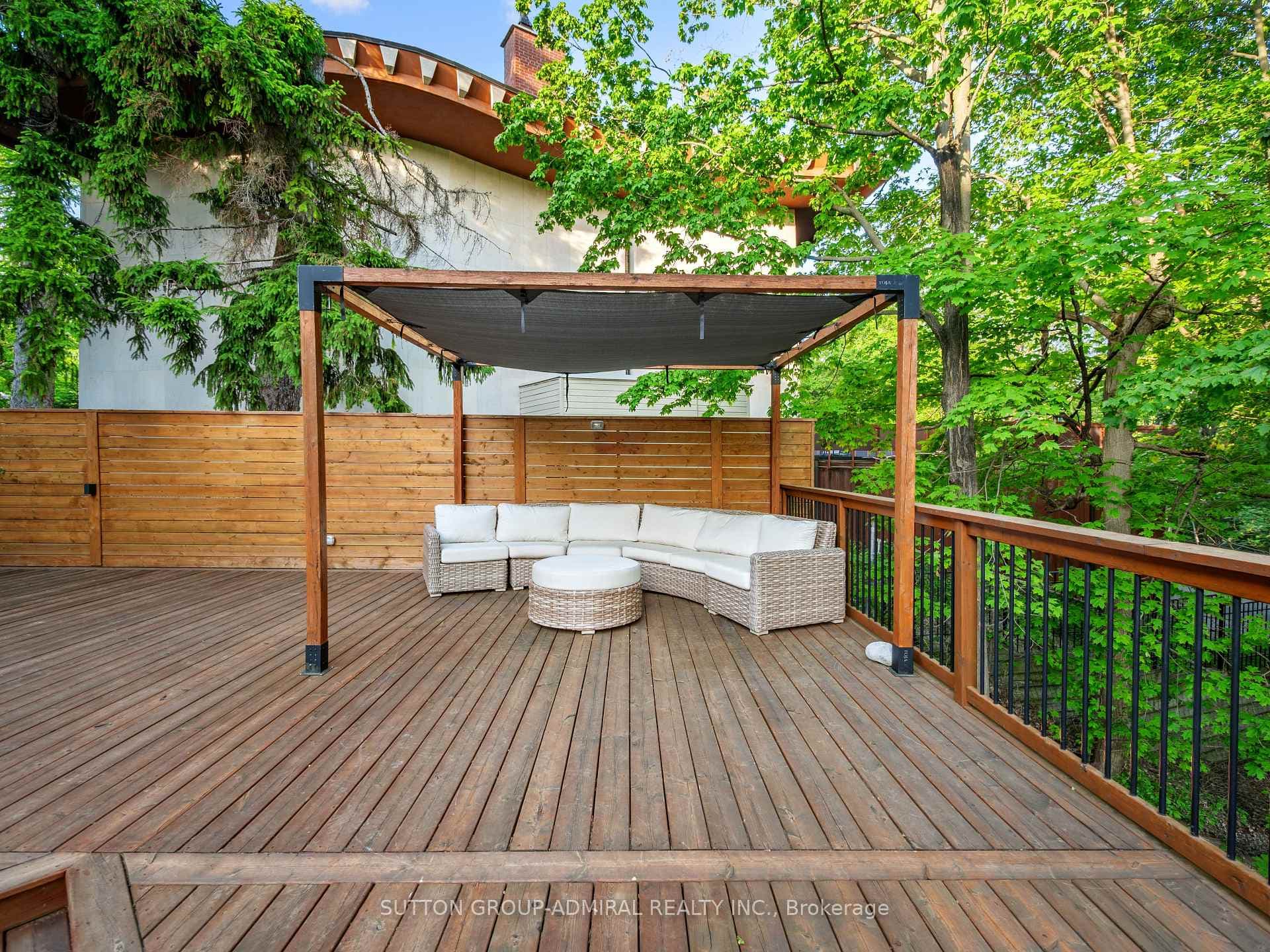 35 Wentworth Avenue photo 42
