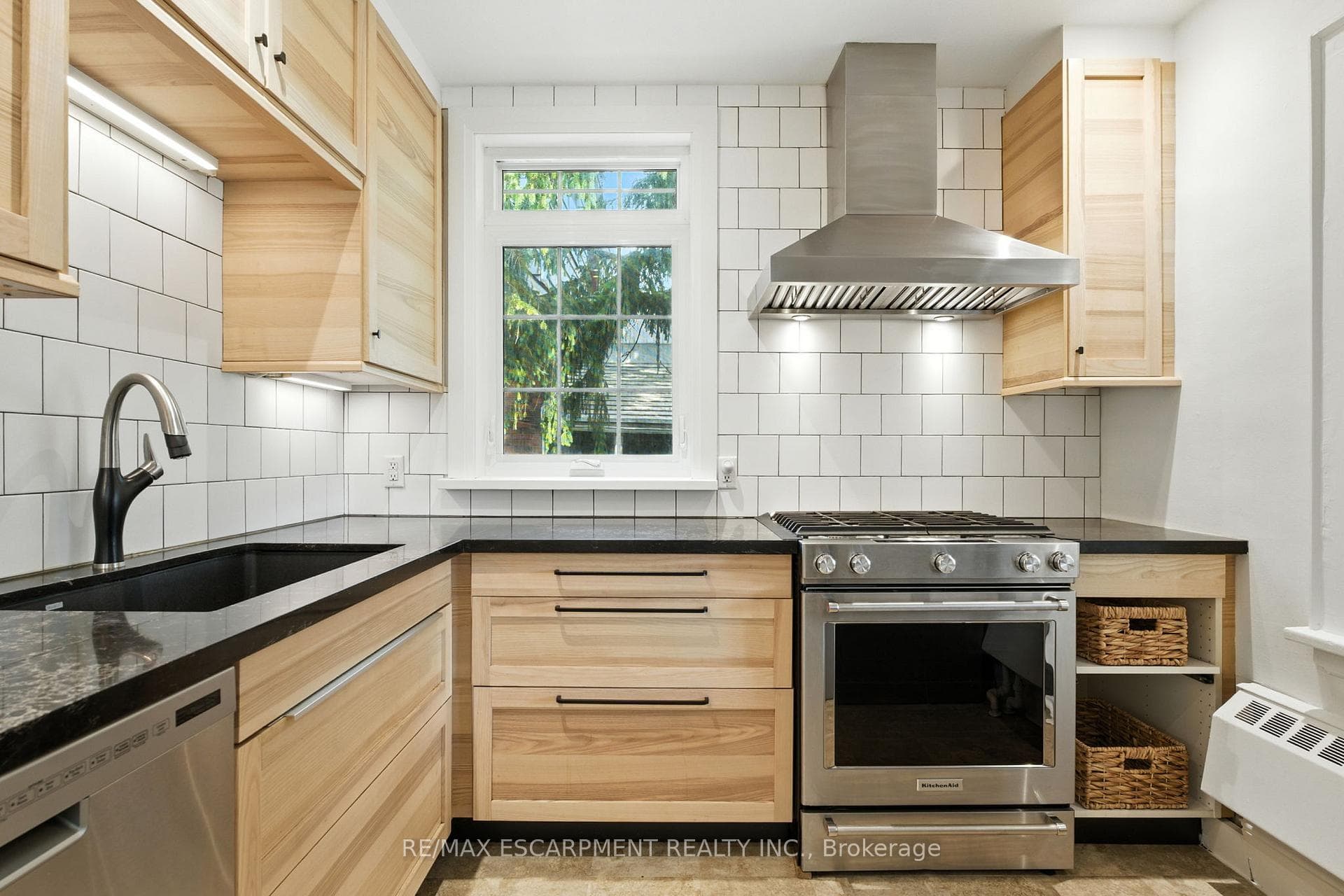 57 Highcliffe Avenue photo 19