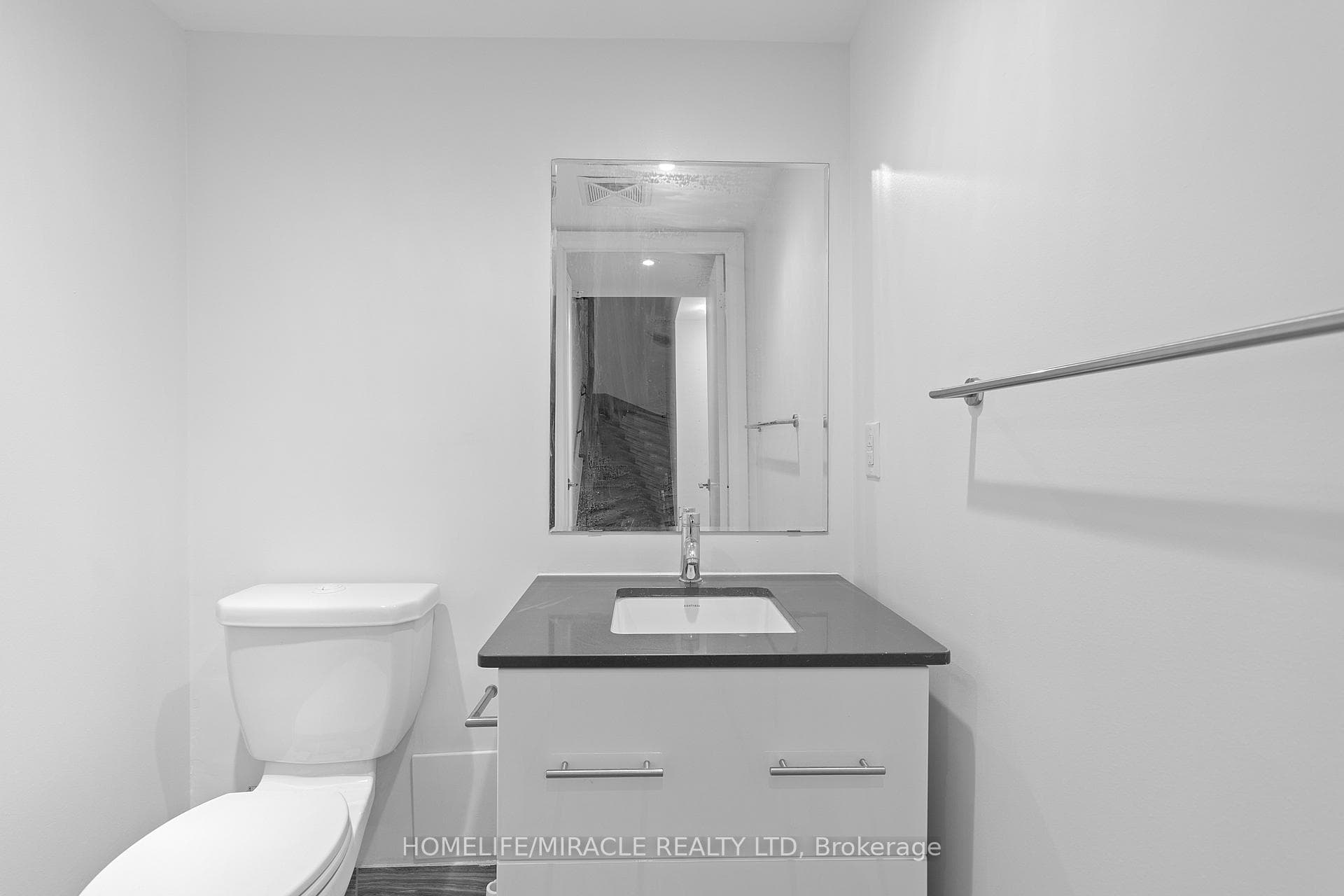 555 Wilson Avenue Unit PH1402 photo 15