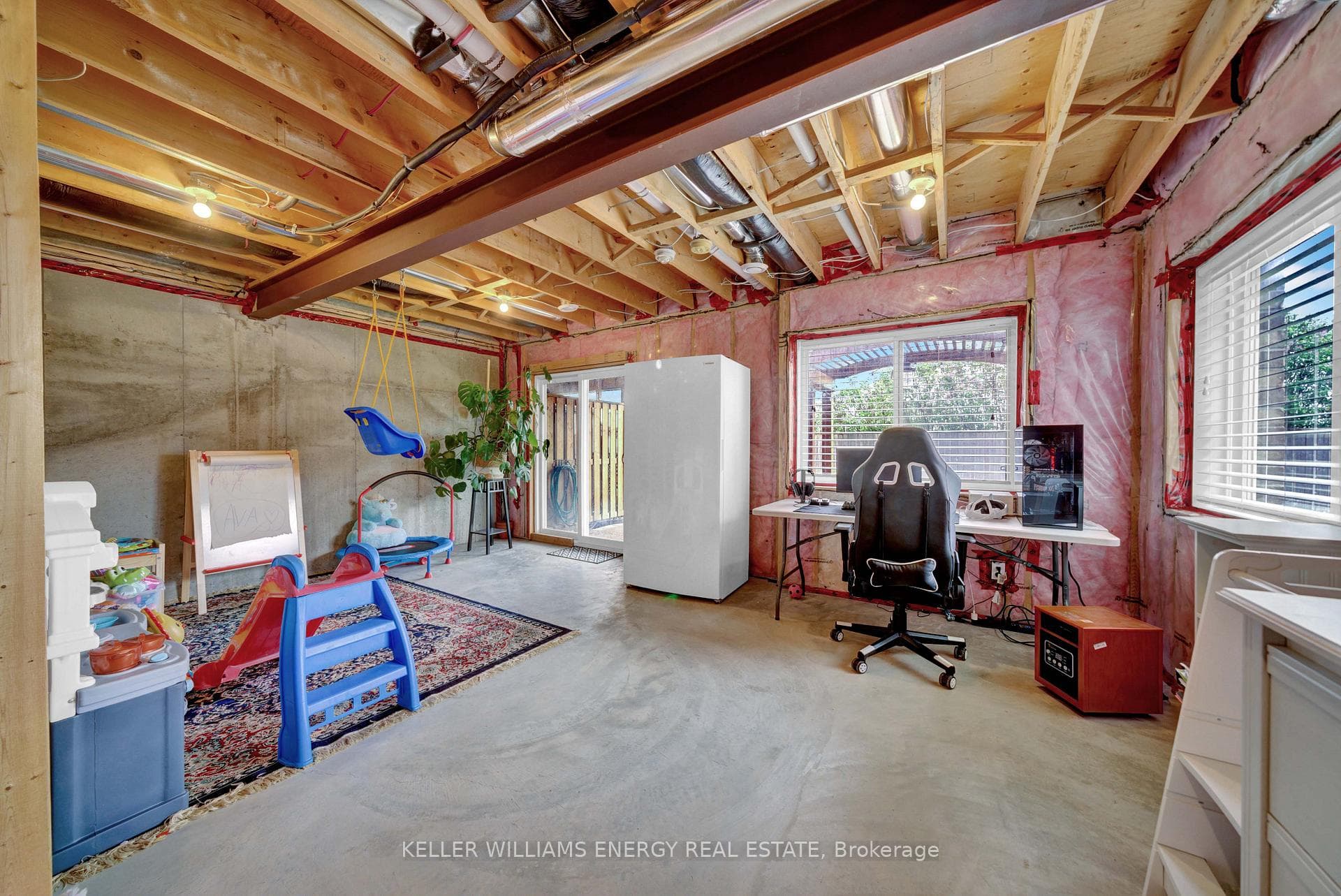 73 Mountain Ash Drive photo 35