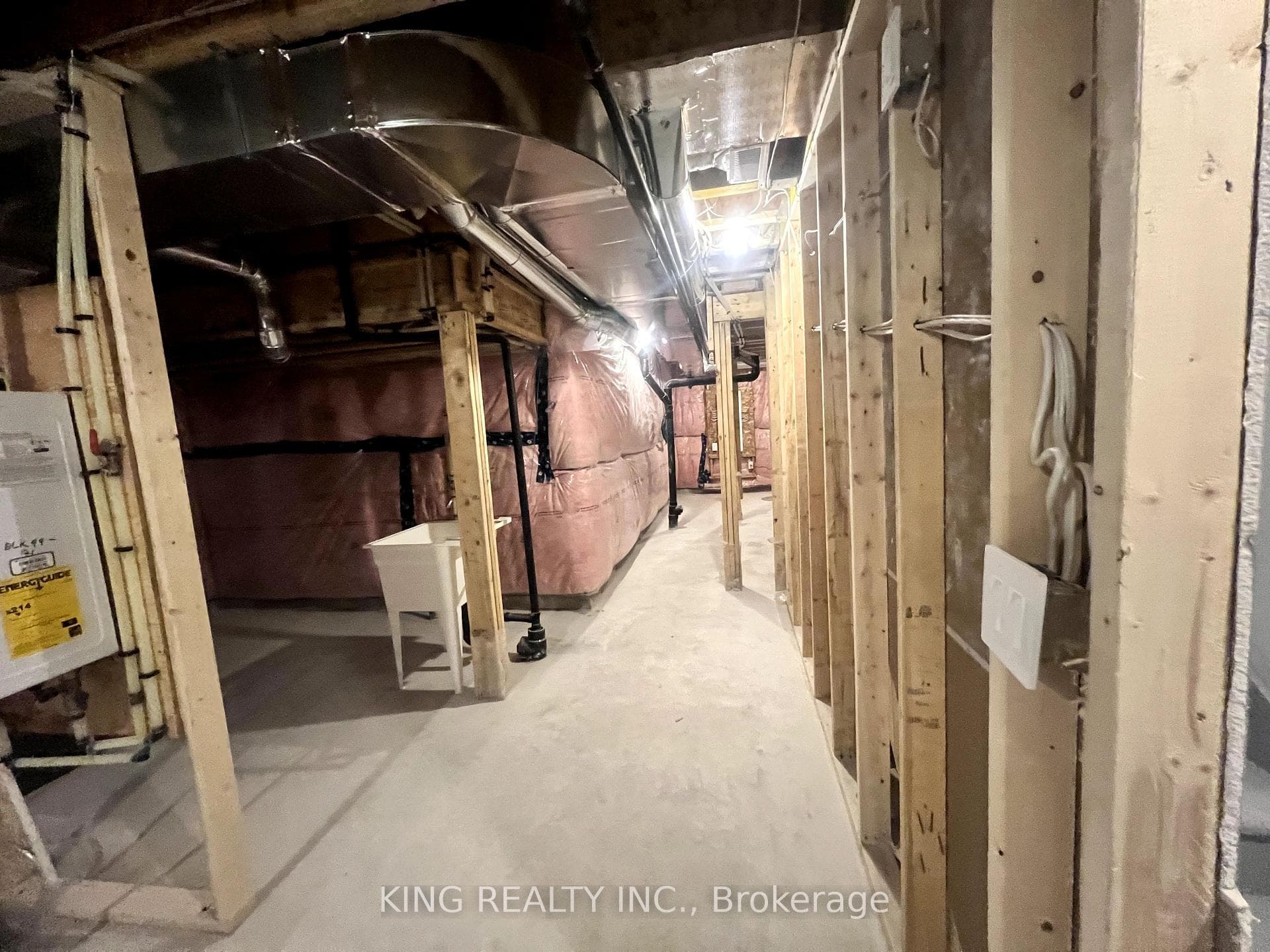 55 Butler Boulevard photo 18