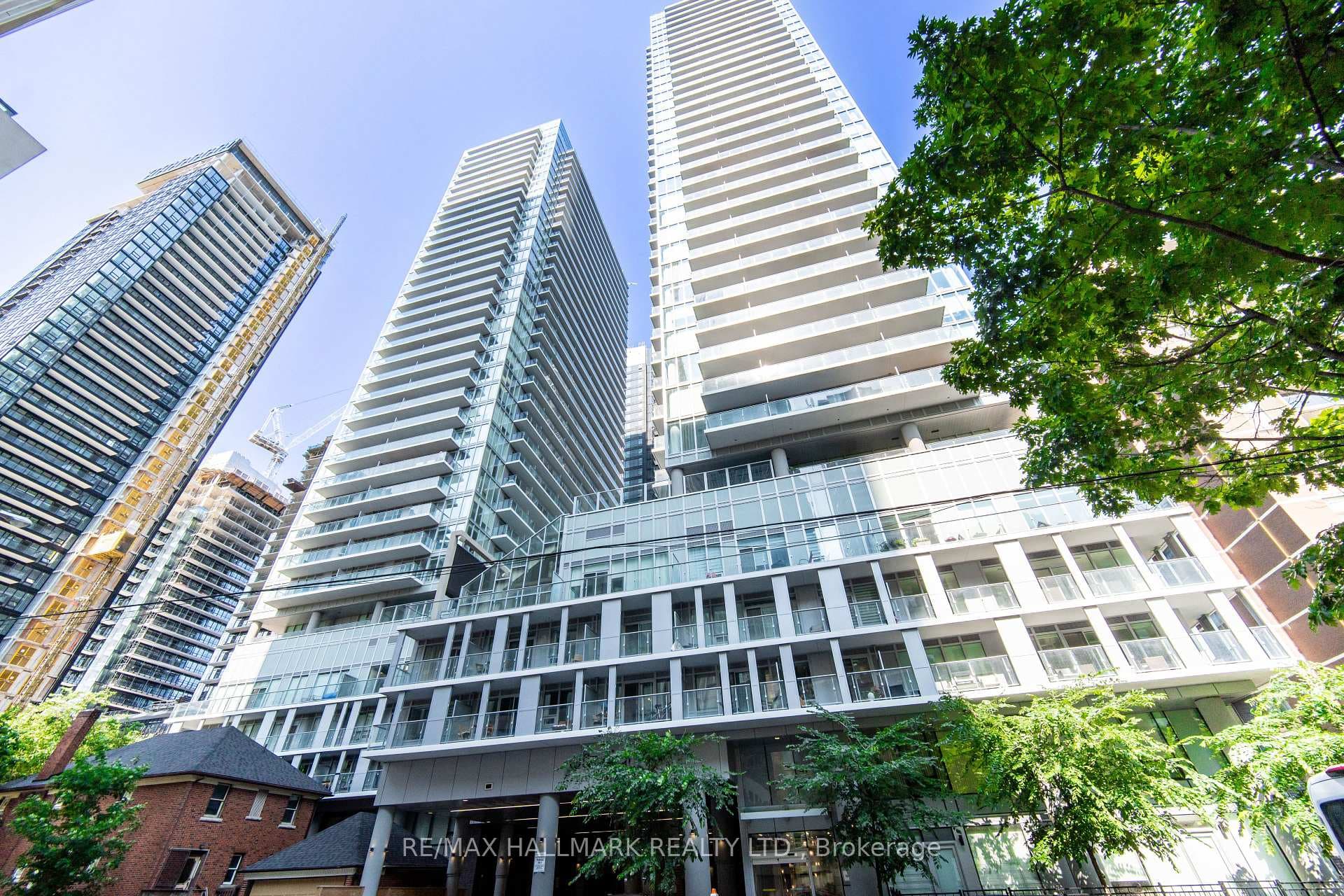195 Redpath Ave Avenue Unit 3008 photo 1