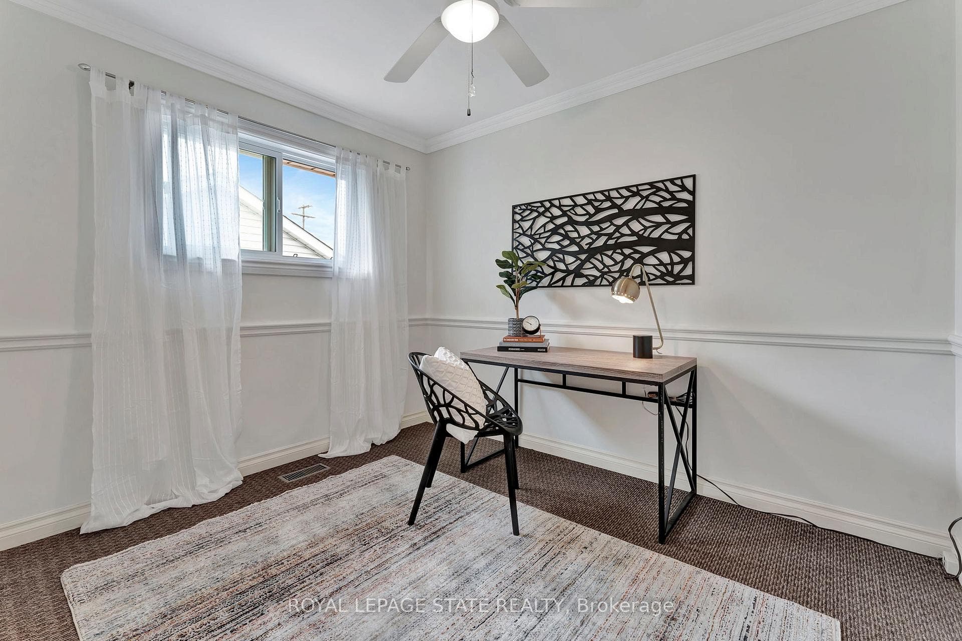 411 East 15th Street photo 16