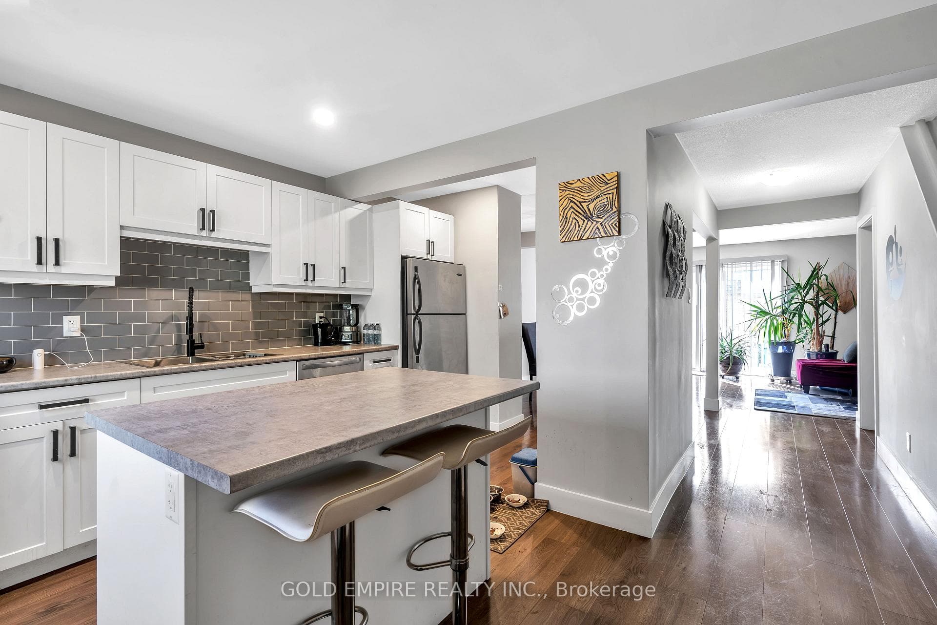 775 Osgoode Drive Unit 31 photo 4