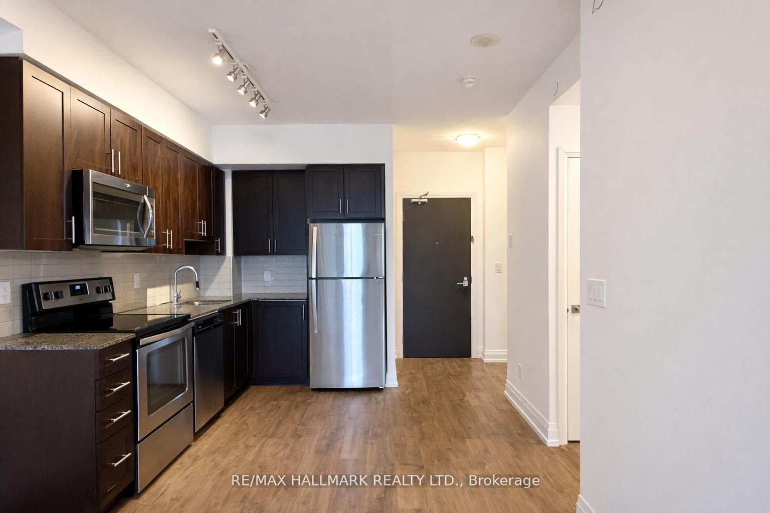 3600 Highway 7 Road Unit 1509 photo 9