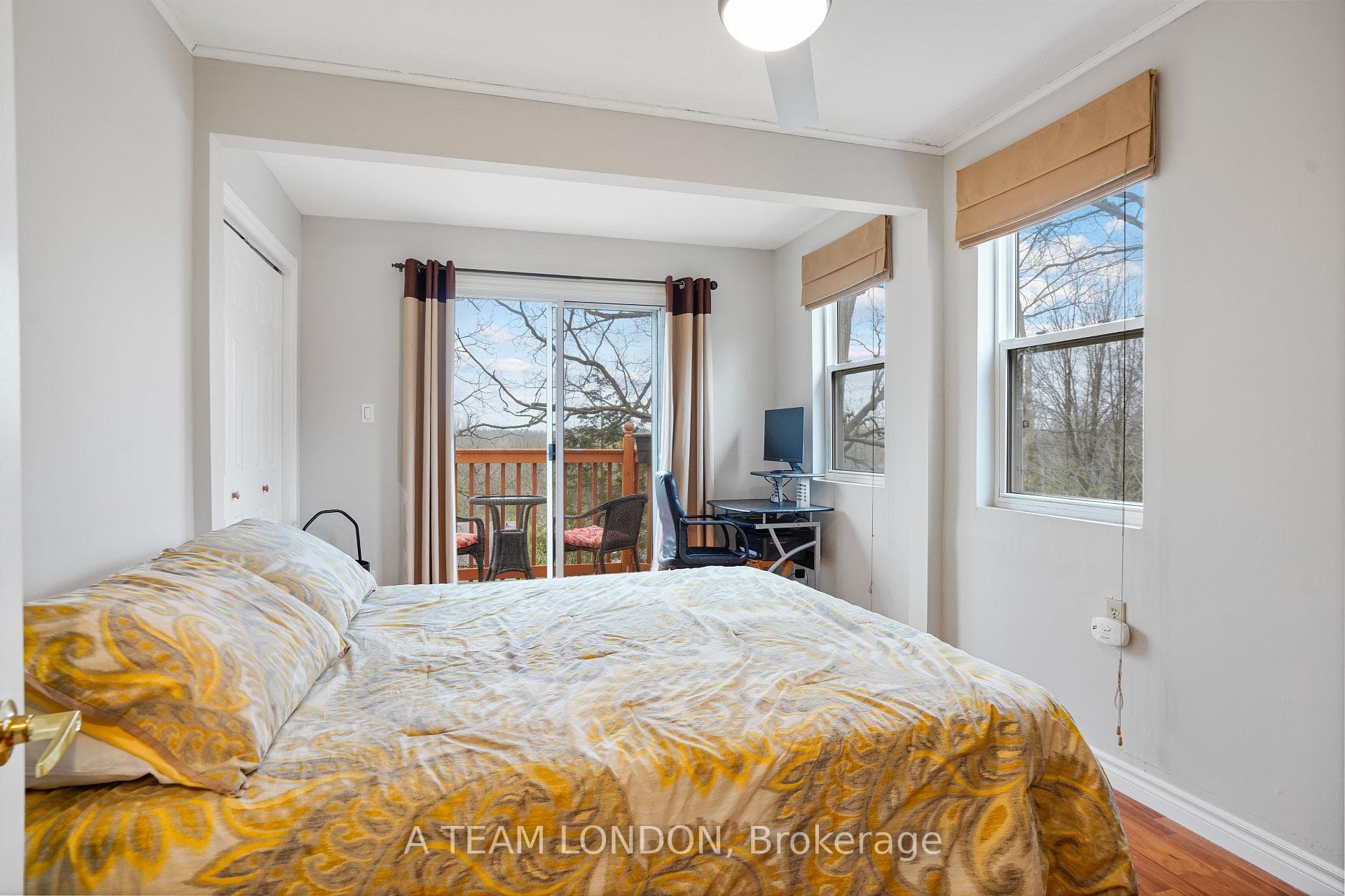 338 Riverside Drive photo 14