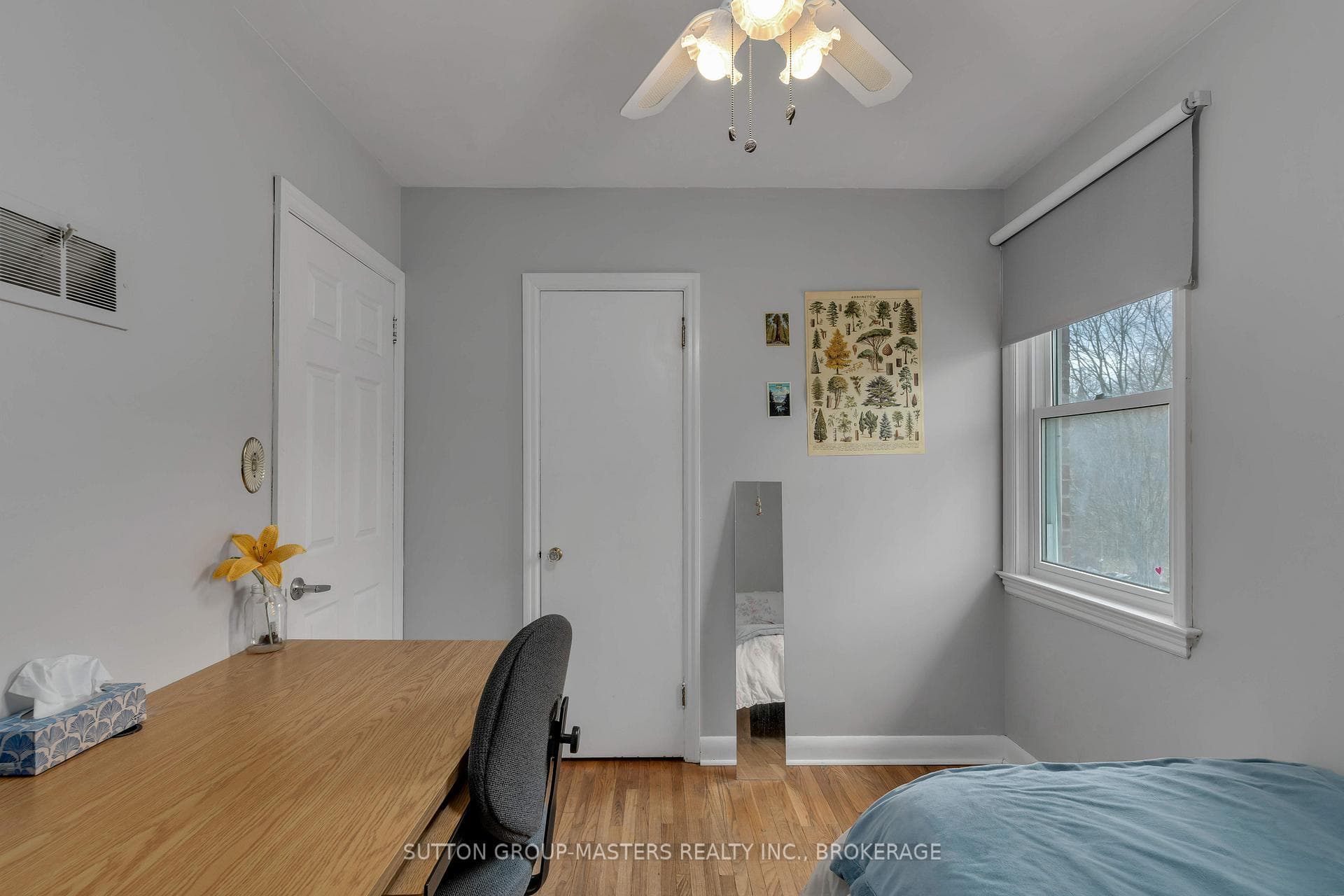 250 Yonge Street photo 19
