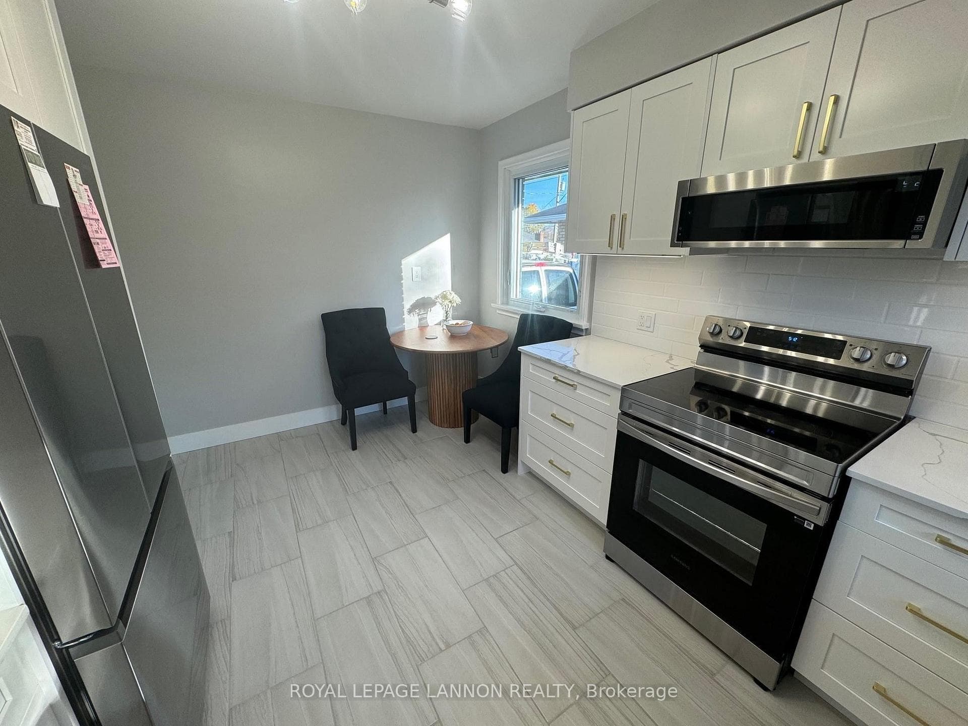 64 Strathcona Avenue photo 13