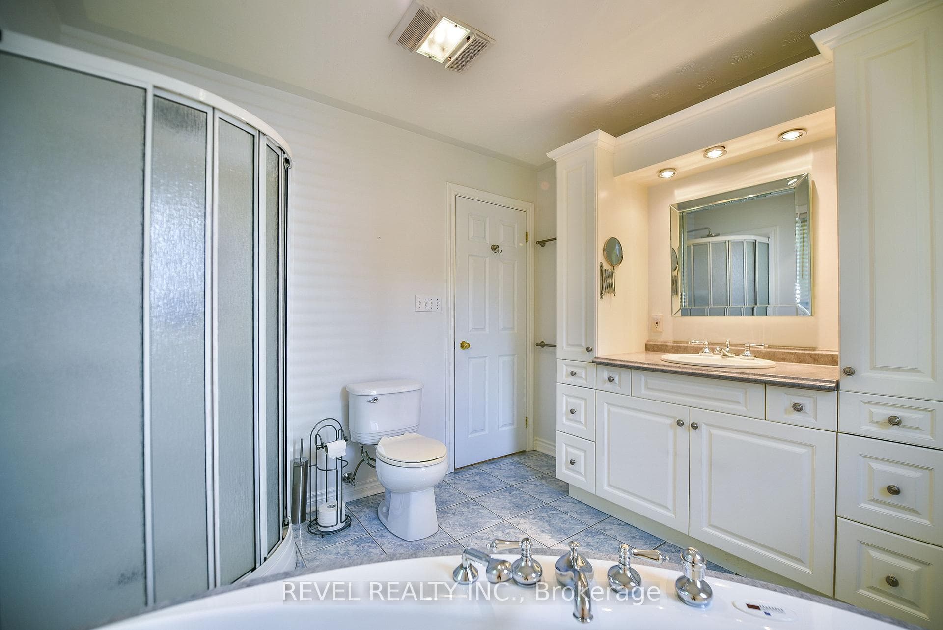 74 Mascioli Boulevard photo 21