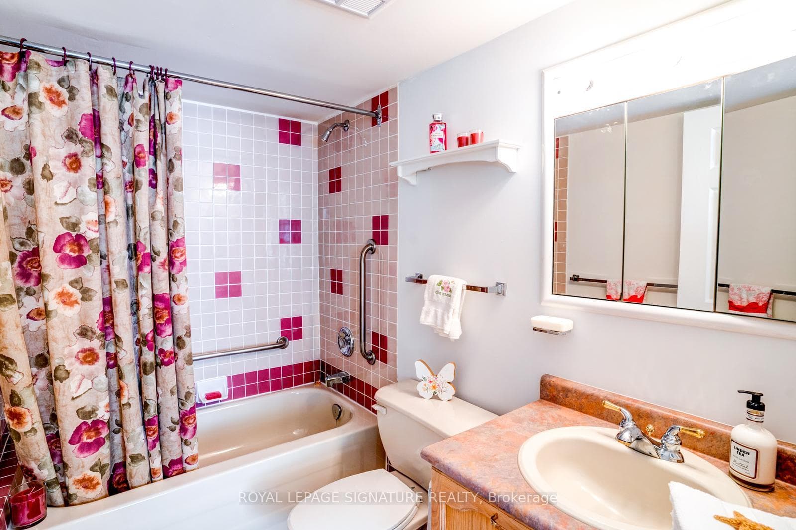 115 Bonis Avenue Unit 306 photo 13