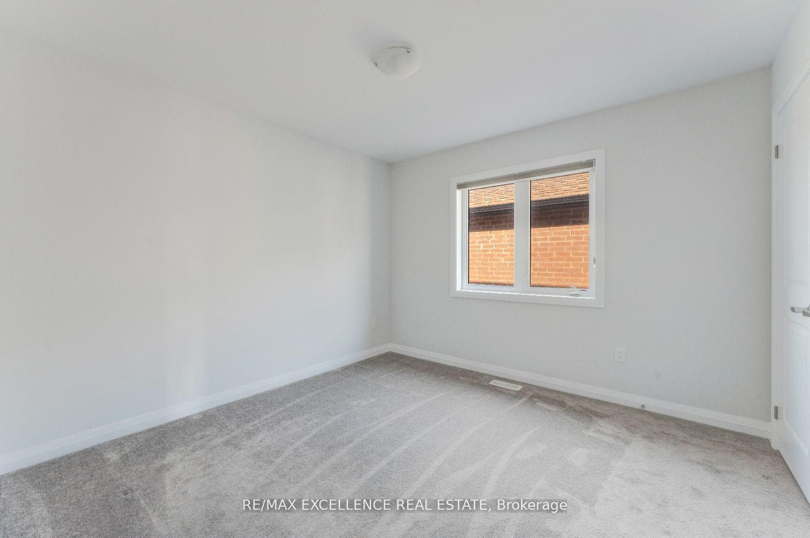 806 Sobeski Avenue photo 25