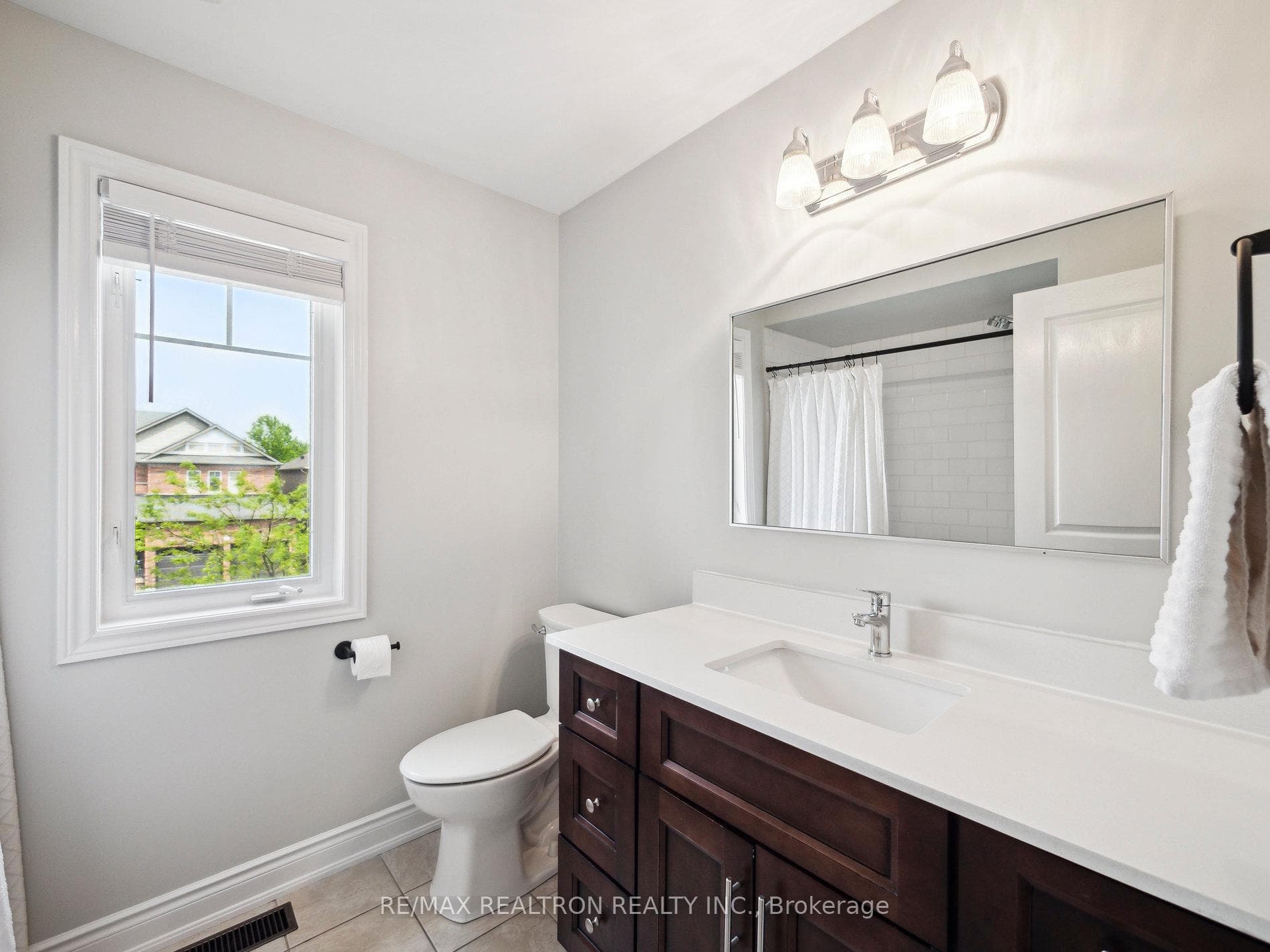 10 Glade Drive photo 33
