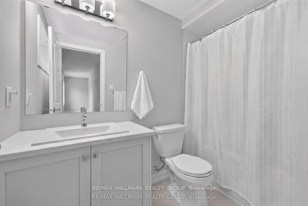 627 Alopex Row photo 20