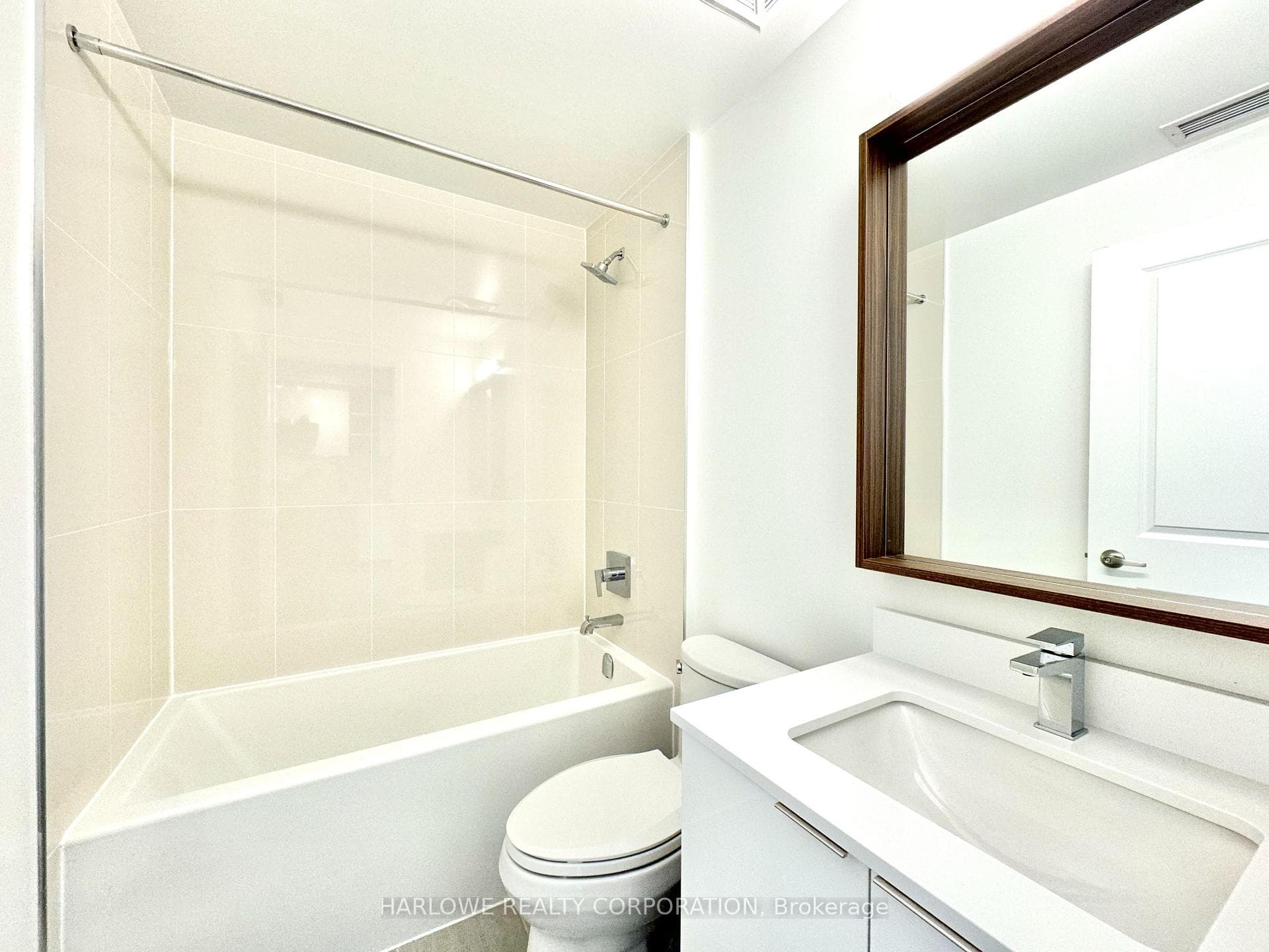 543 Richmond Street Unit 733 photo 4