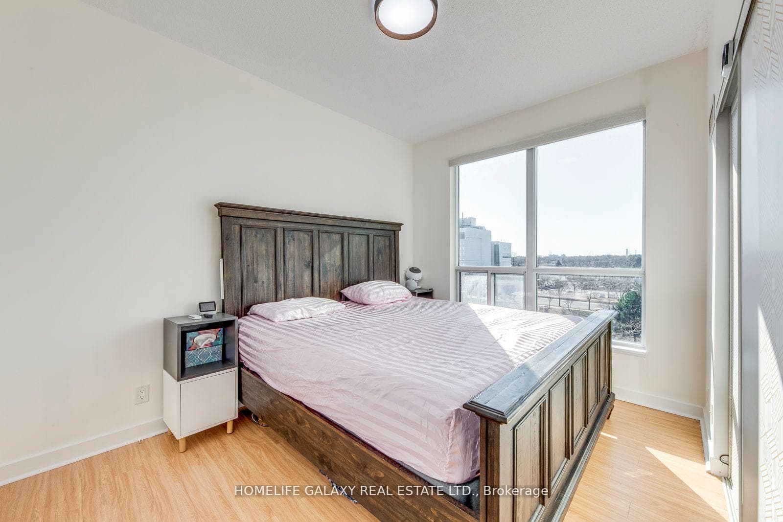 36 Lee Centre Drive Unit TH316 photo 25