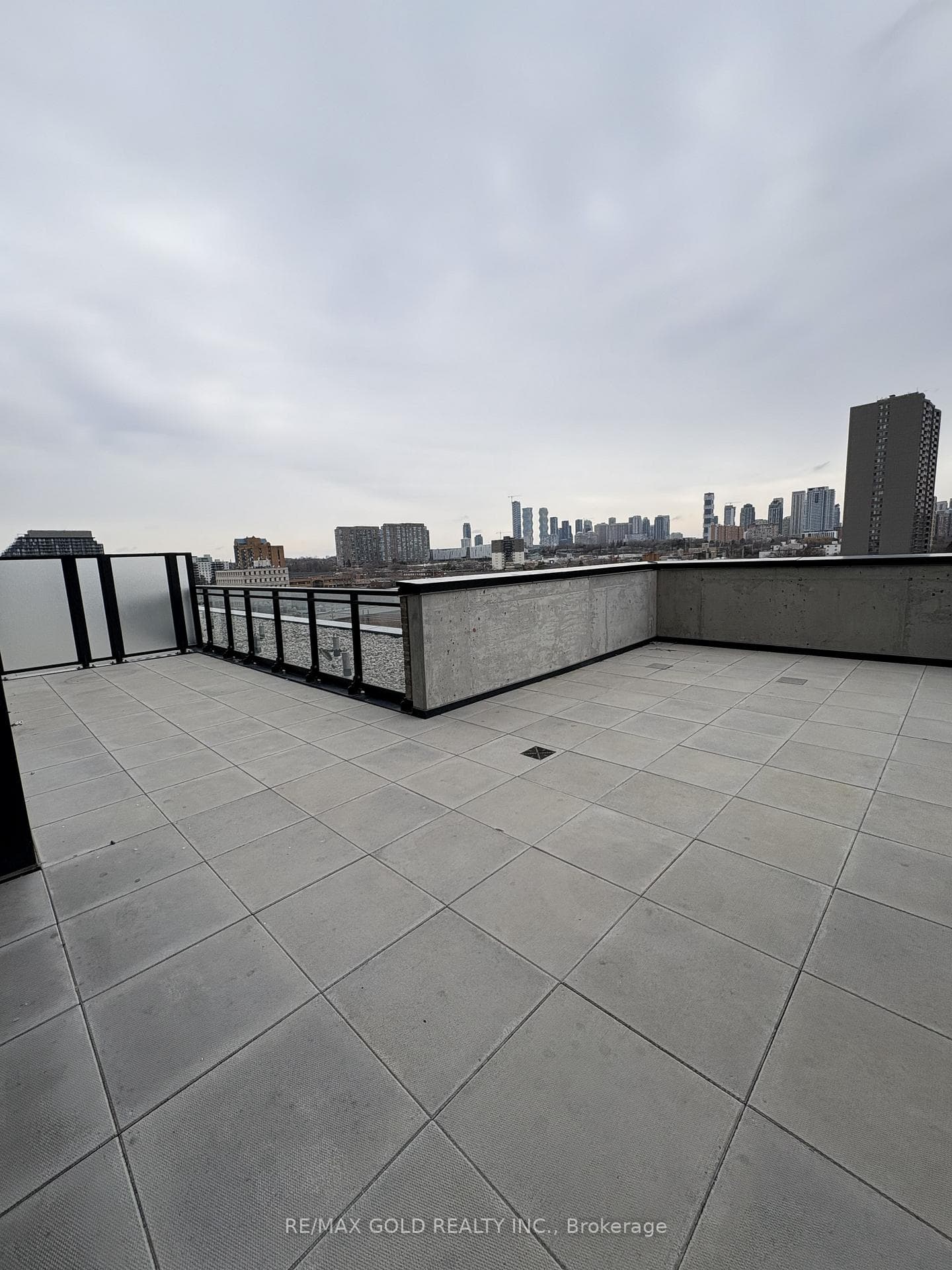 86 Dundas Street Unit 803 photo 17