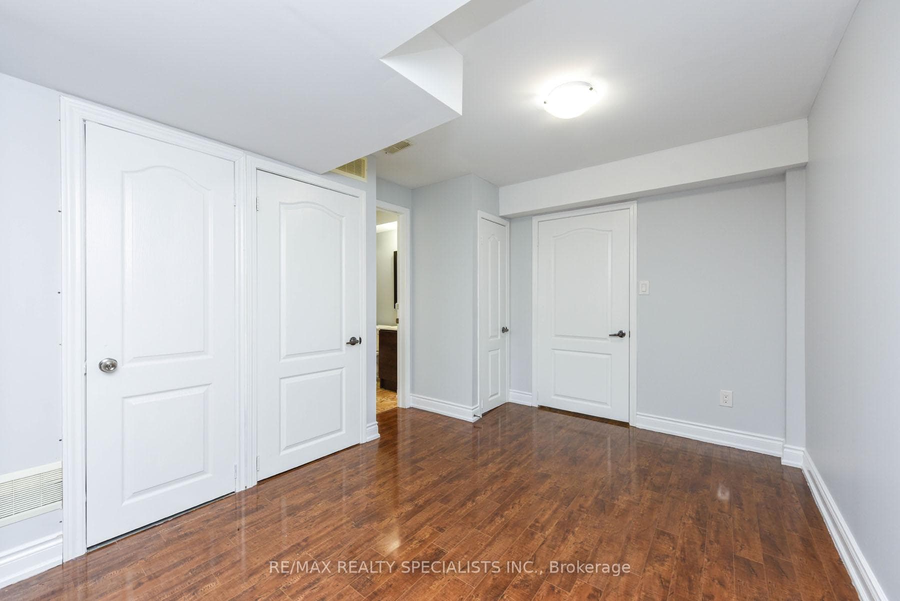 92 Delport Close photo 28