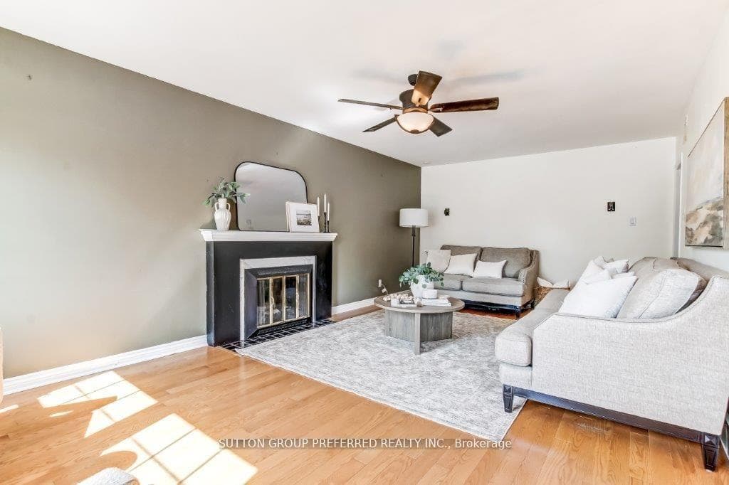 14 Cowan Avenue photo 17