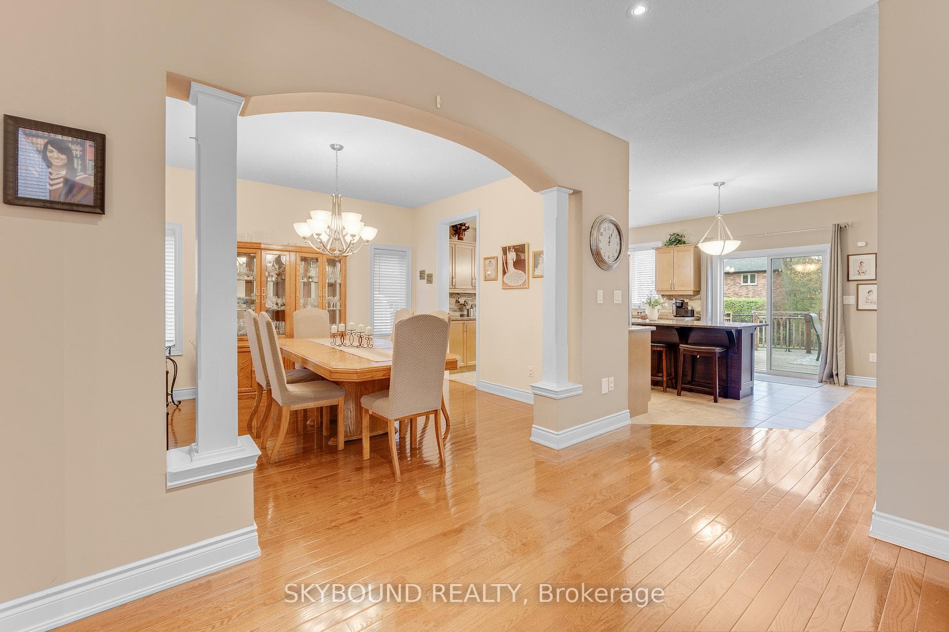 365 Valridge Drive photo 8
