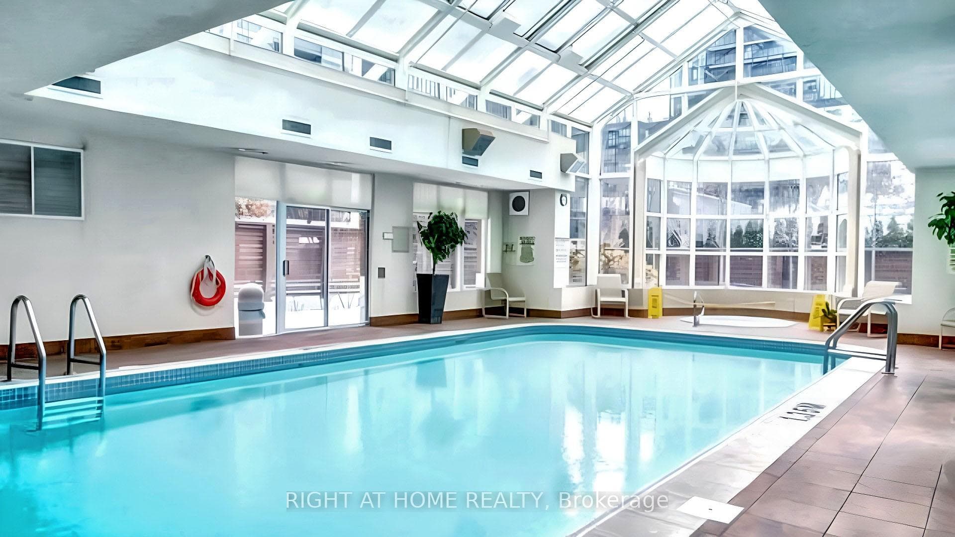 28 Ted Rogers Way Unit 3008 photo 42