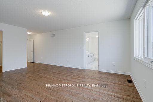 1481 Buttercup Court photo 25