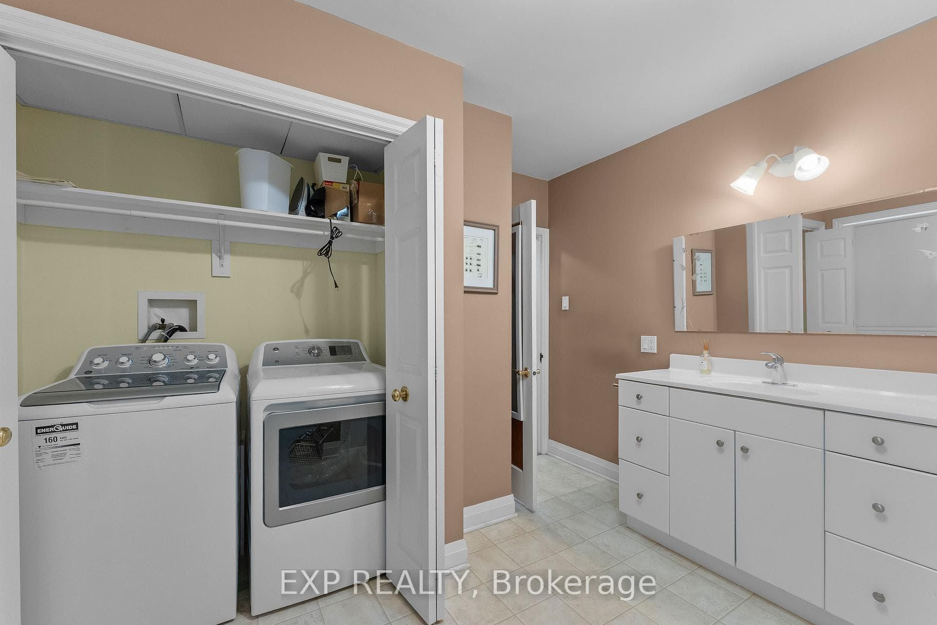 3935 St Peter Avenue photo 13