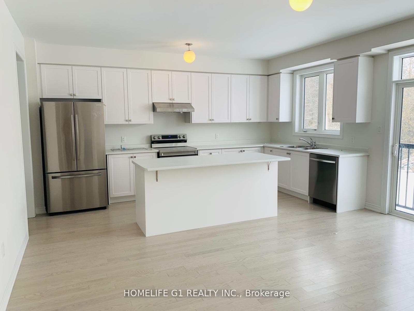 136 Limestone Lane photo 4