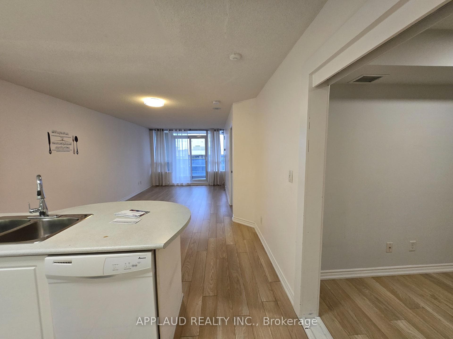 2 Rean Drive Unit 903 photo 2
