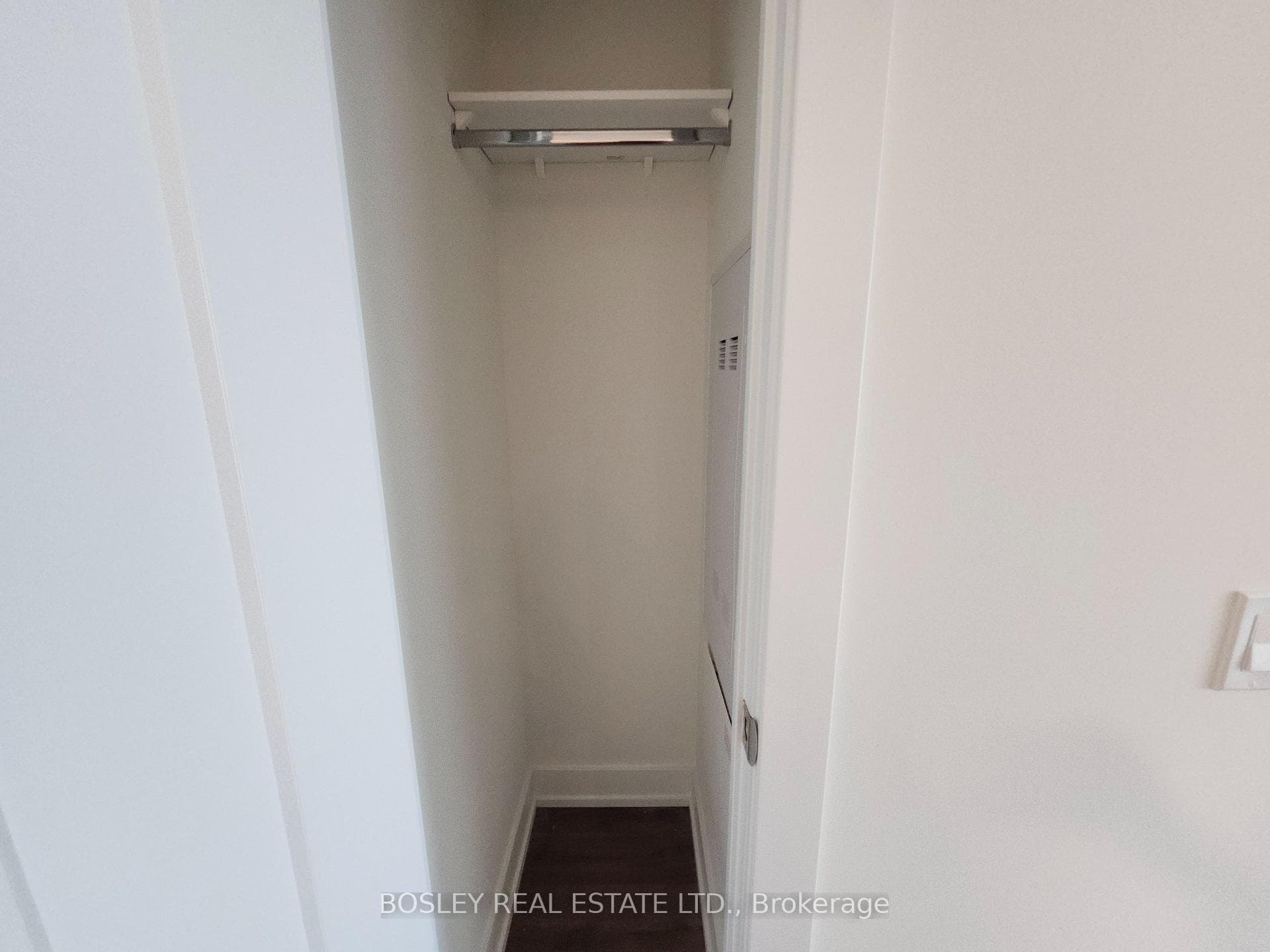 25 Cordova Avenue Unit 1702 photo 10