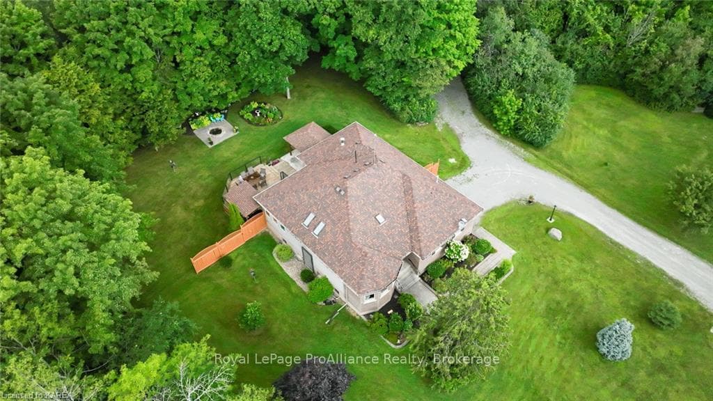 1091 CLIFFSIDE Drive photo 47