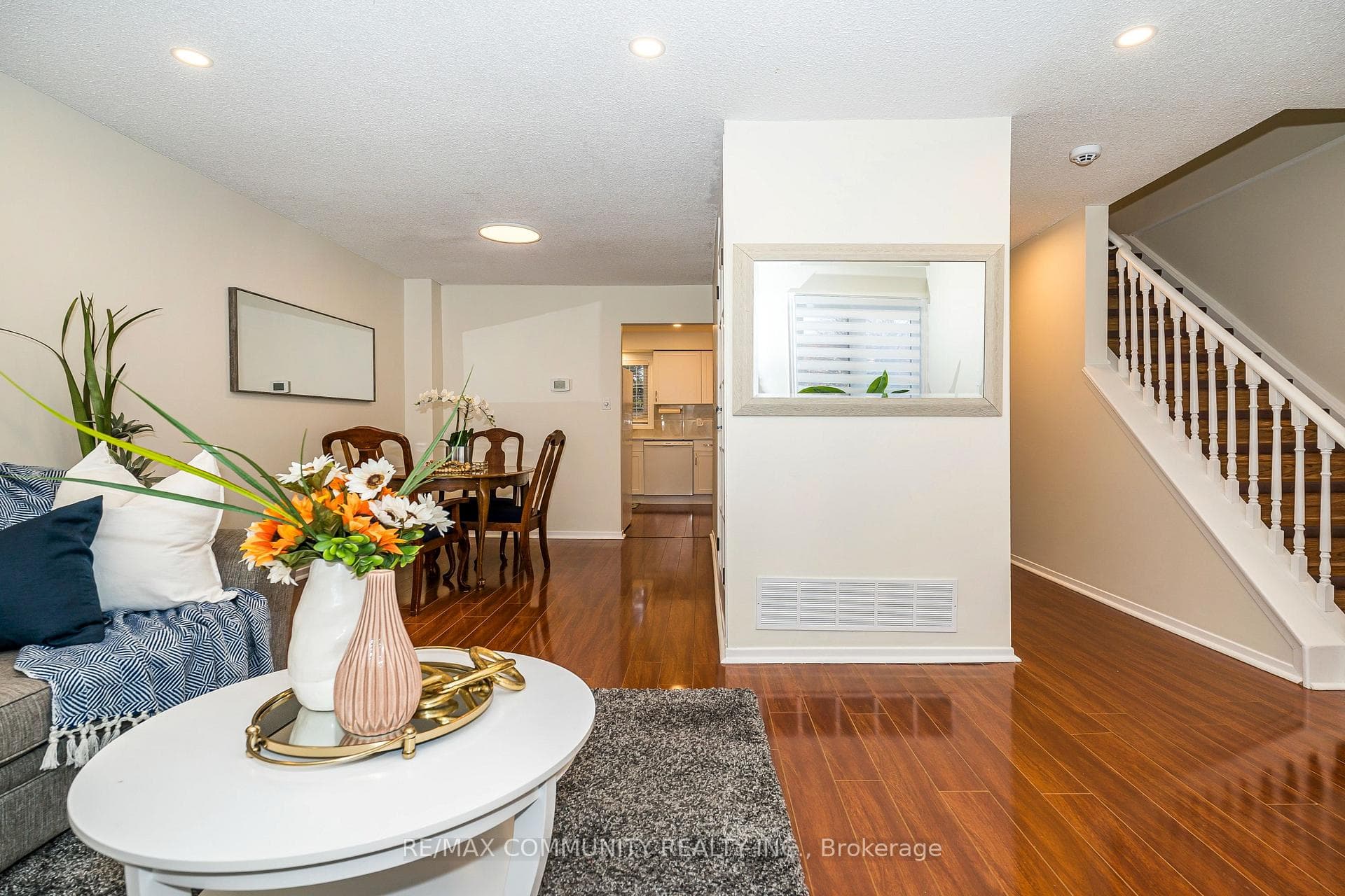 70 Tams Drive photo 5