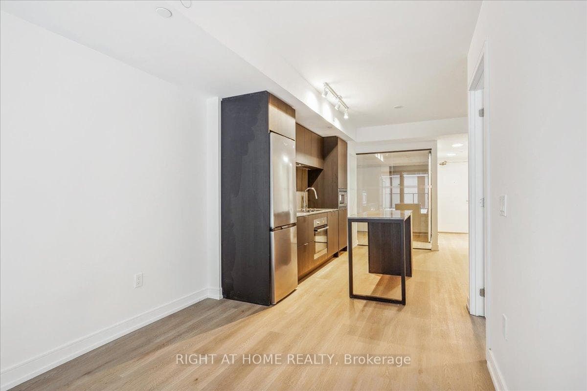 1 Jarvis Street Unit 320 photo 20