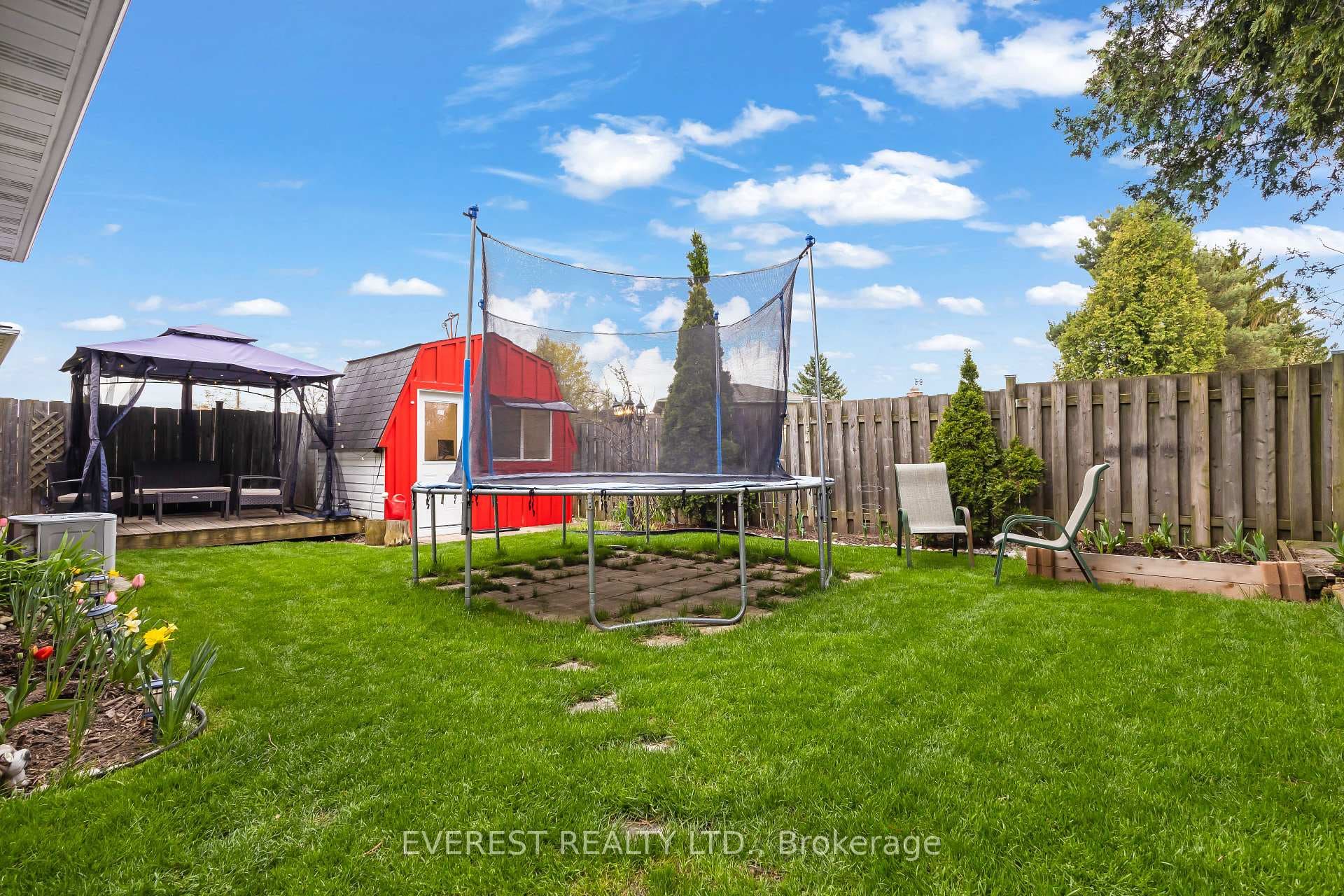 27 Lavina Crescent photo 6