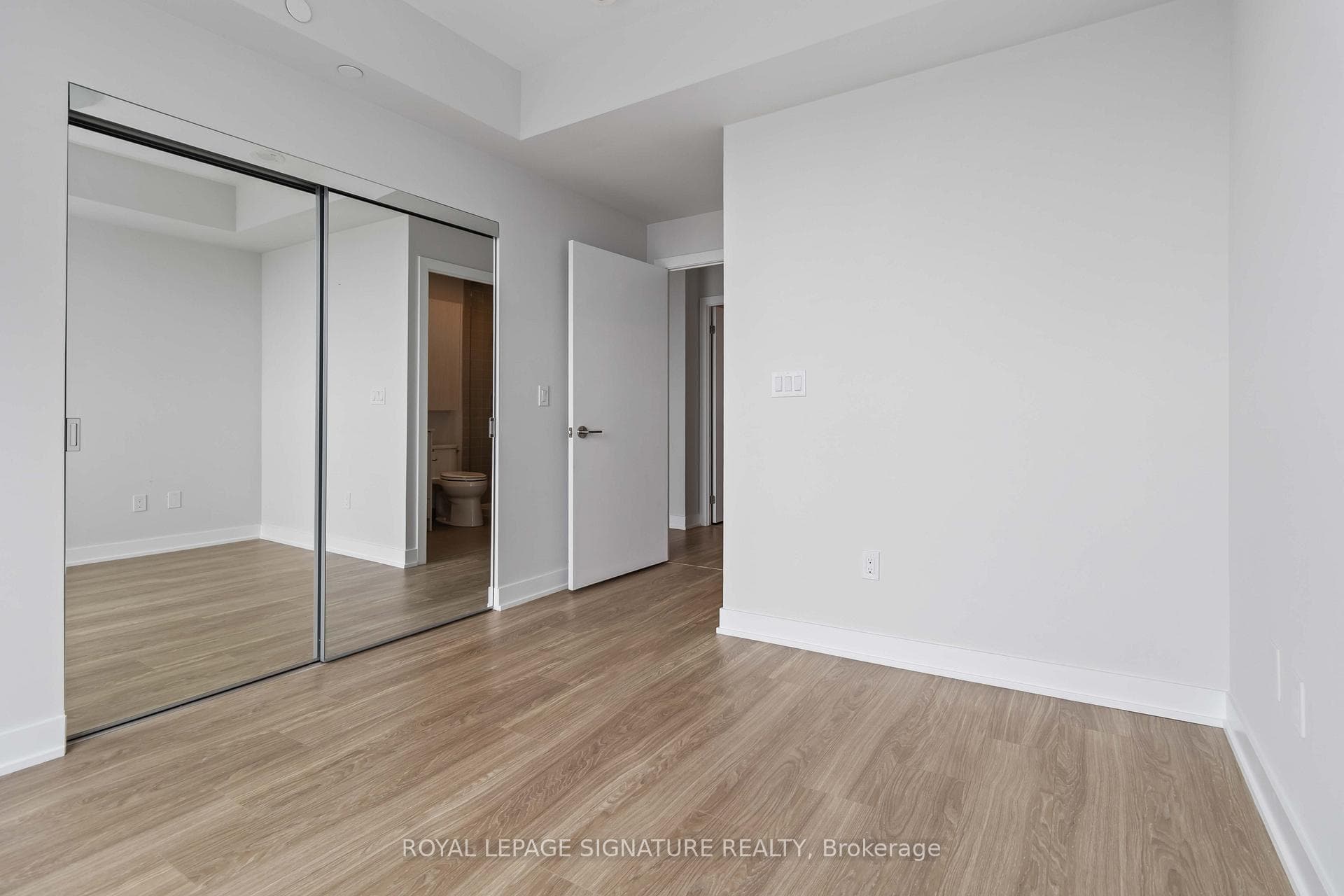 430 Square One Drive Unit 3107 photo 26