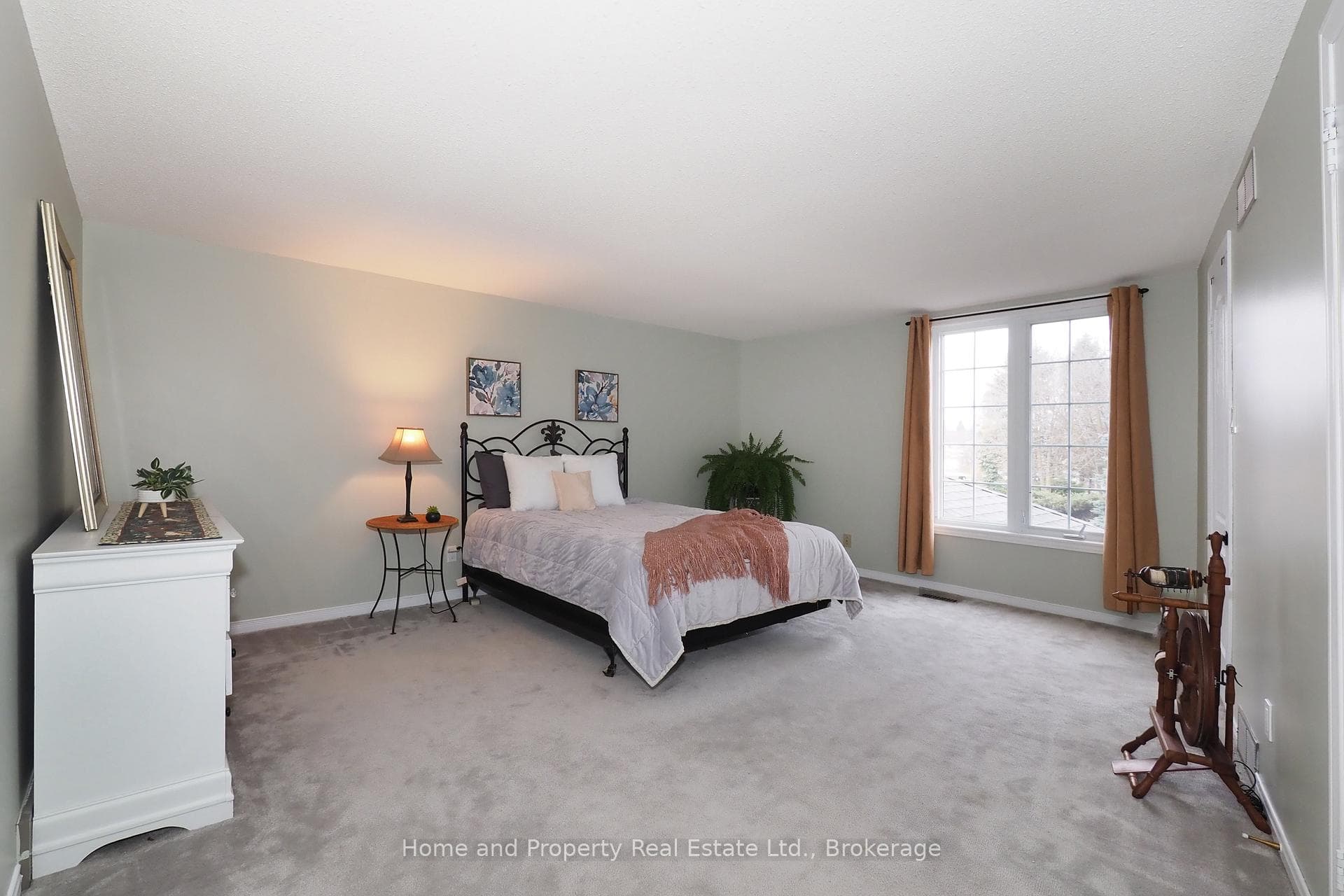Large primary bedroom