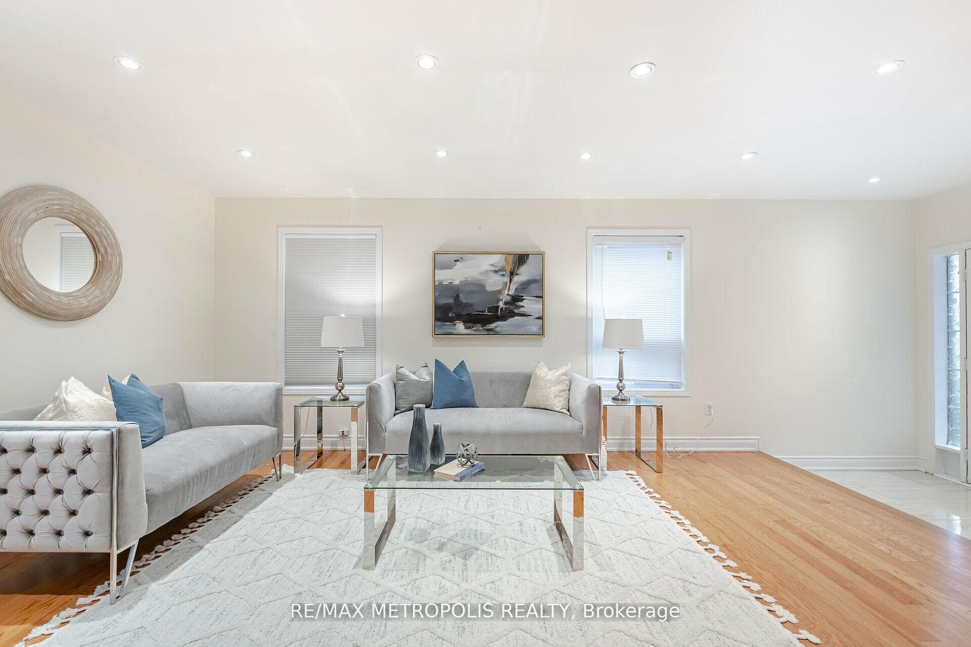 27 Prince Crescent photo 5