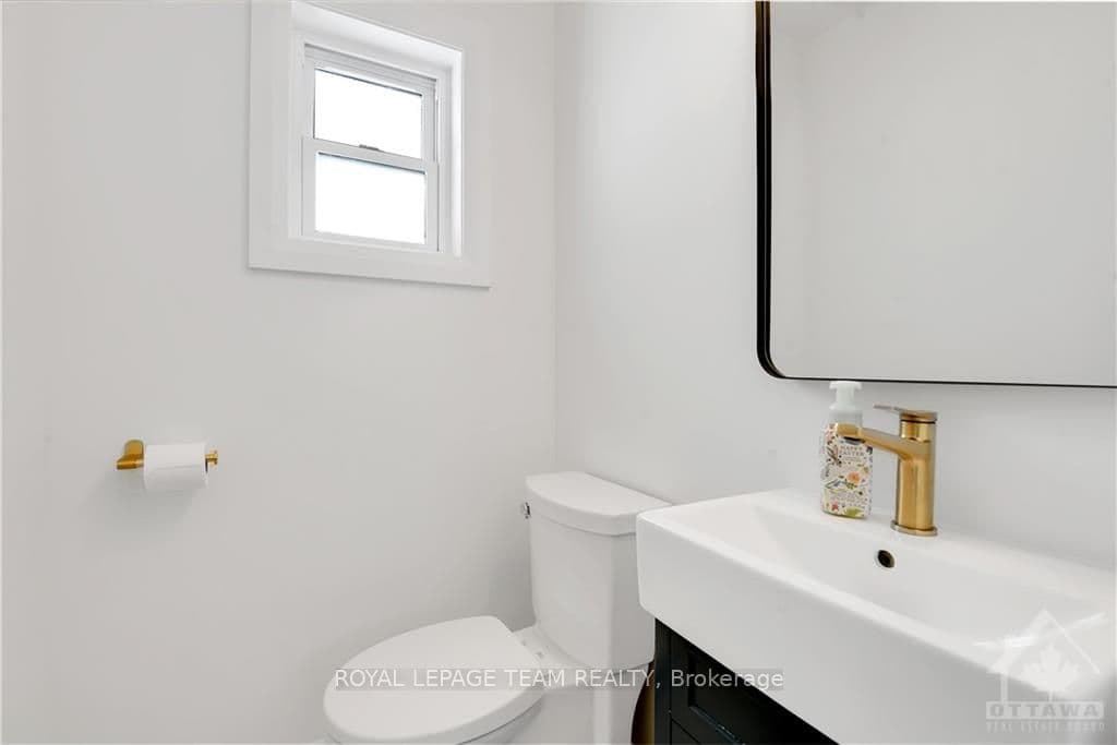 250 COWLEY Avenue photo 13