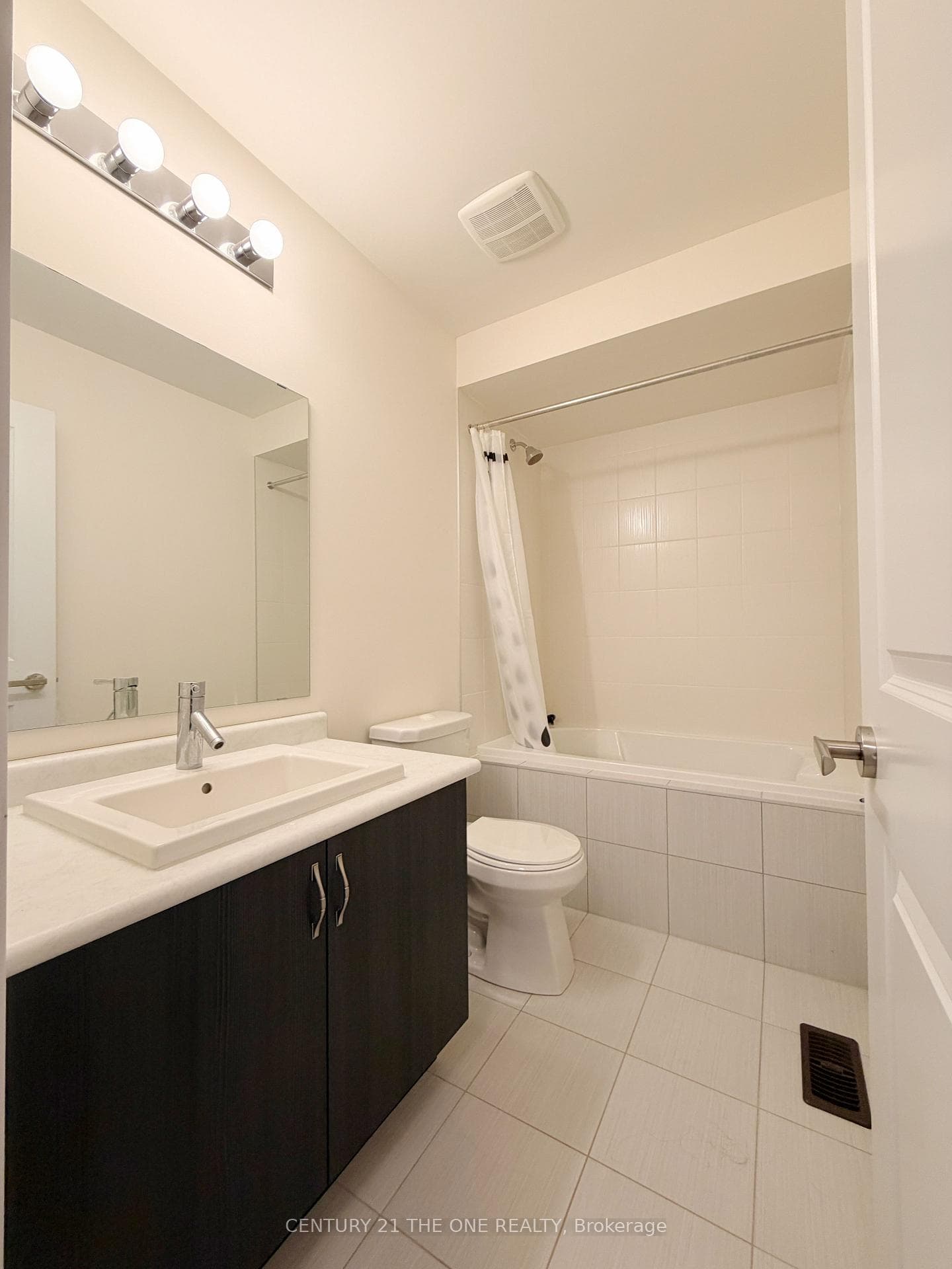 8 Anchusa Drive photo 21