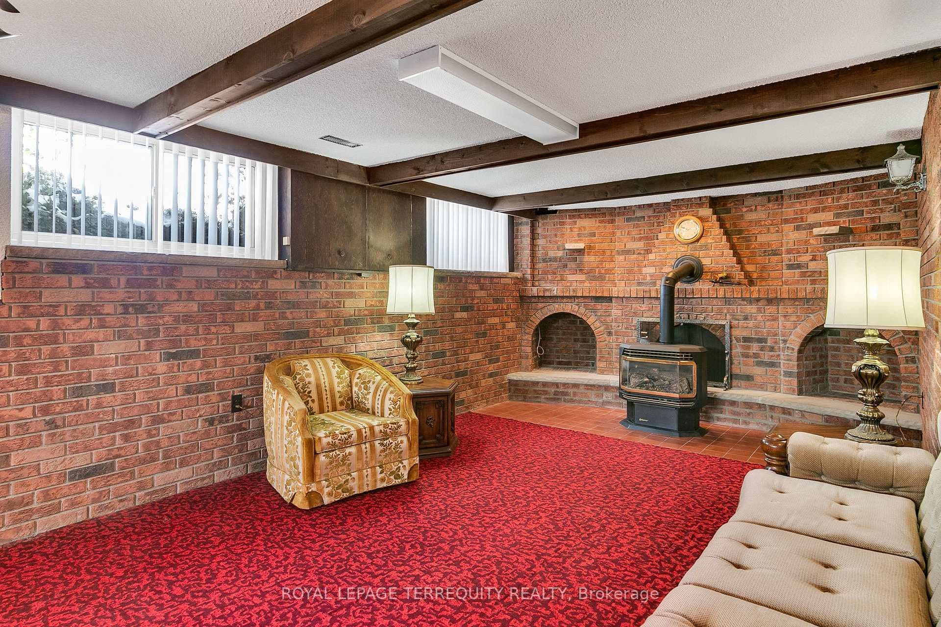 Recreation Room with Large Above Grade Windows
